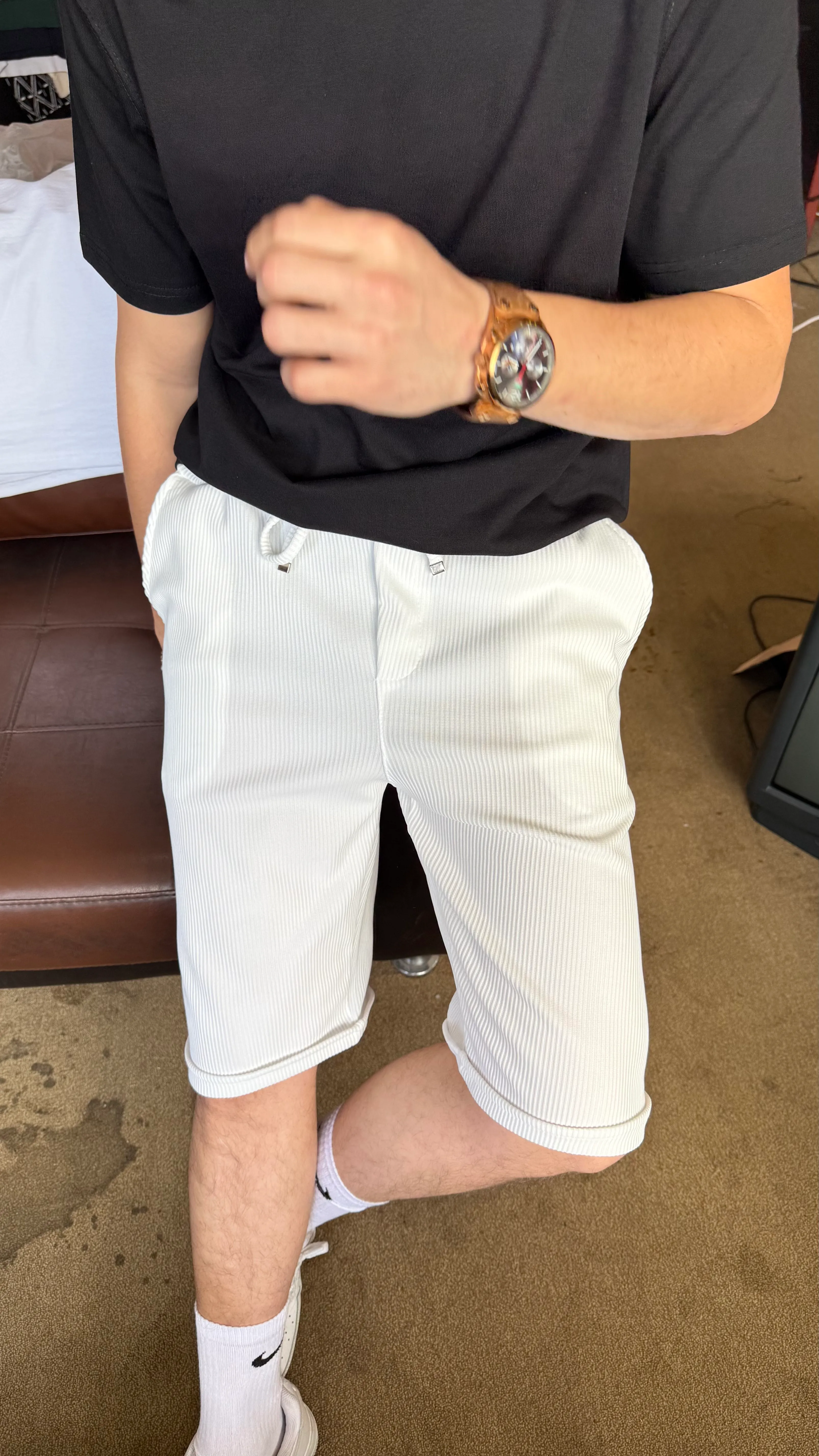 Dikey Çizgili Regular Kumaş Şort