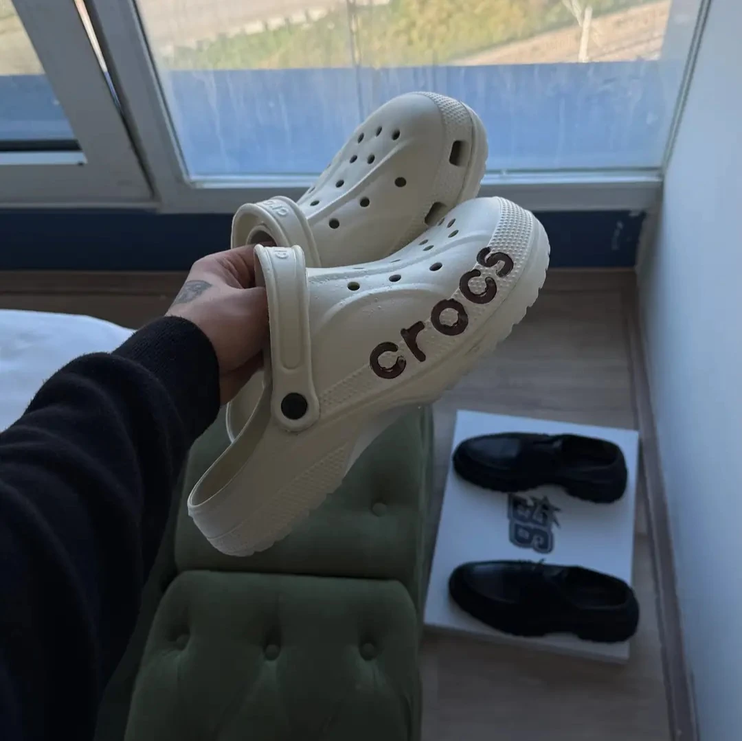 Crocs