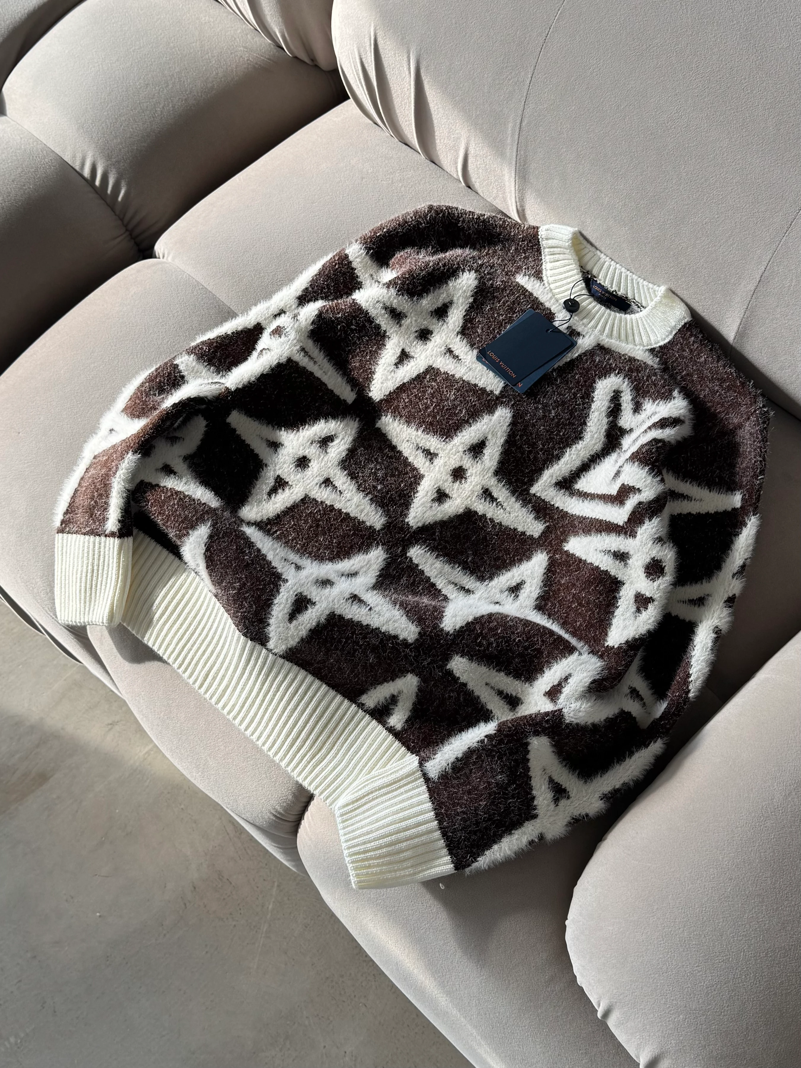 LV Extra Premium Detaylı Triko - Açık Siyah