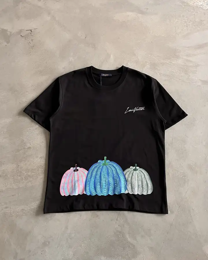 Bel Baskılı ve Logo Detaylı T-Shirt