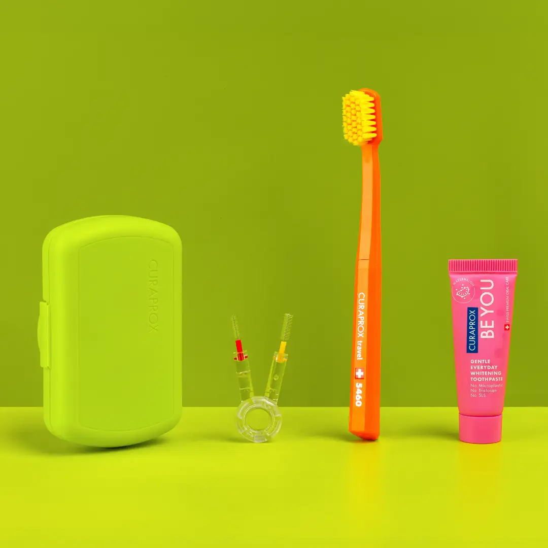 Curaprox Travel Set | Yetişkin Seyahat Seti Yeşil | Curaprox Türkiye