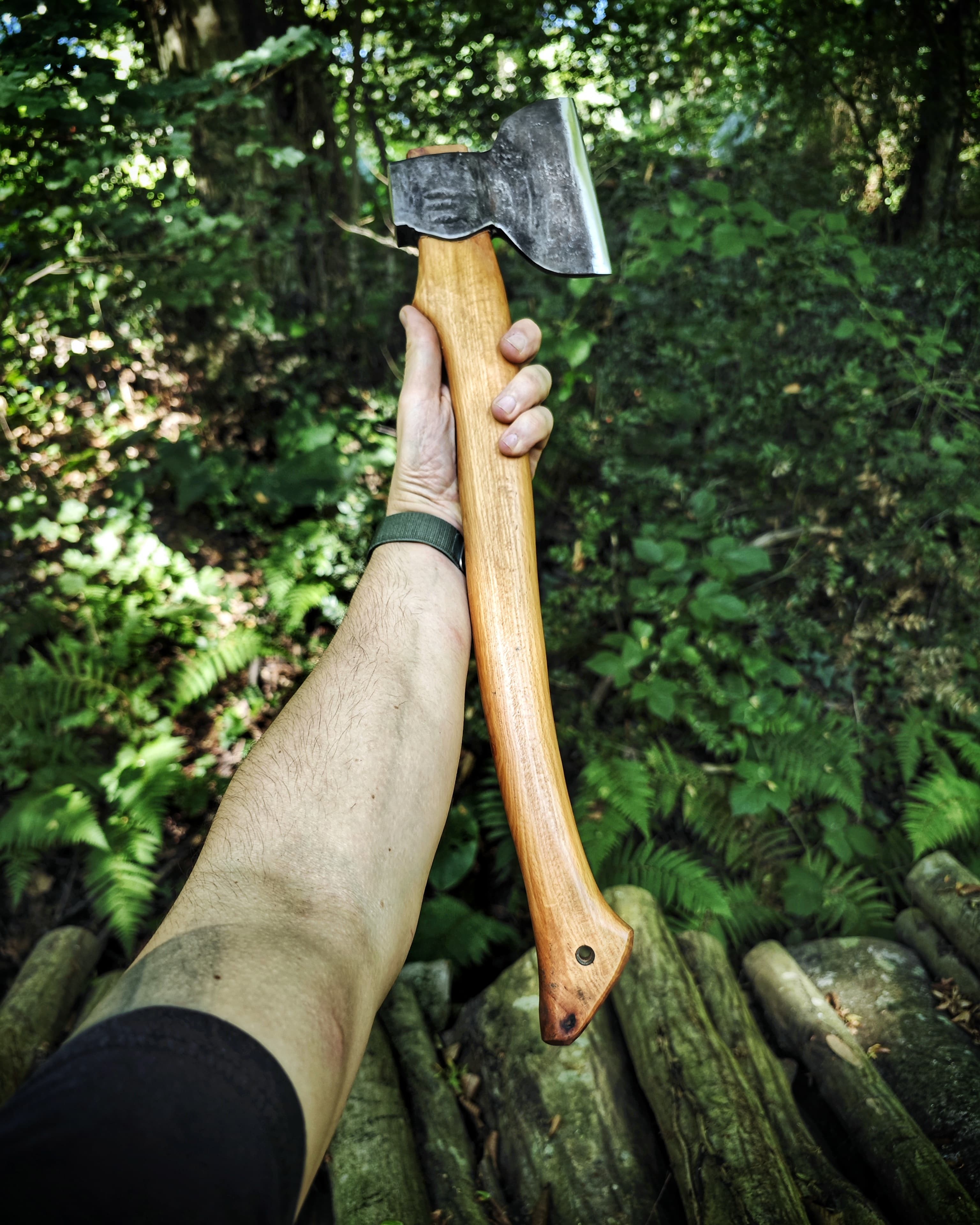 carving axe