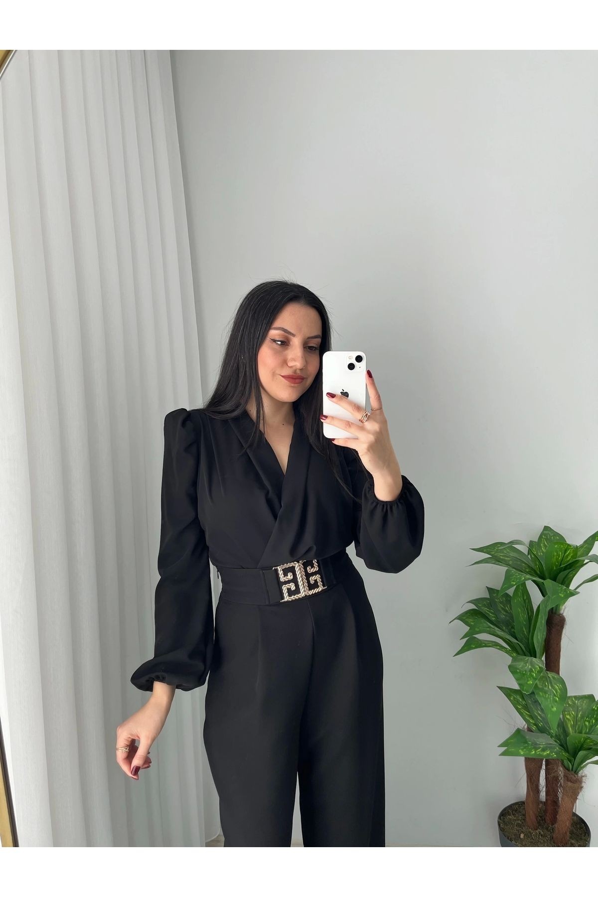 Kruvaze Yaka Vatkalı Çıtçıtlı Bodysuit Bluz - Siyah