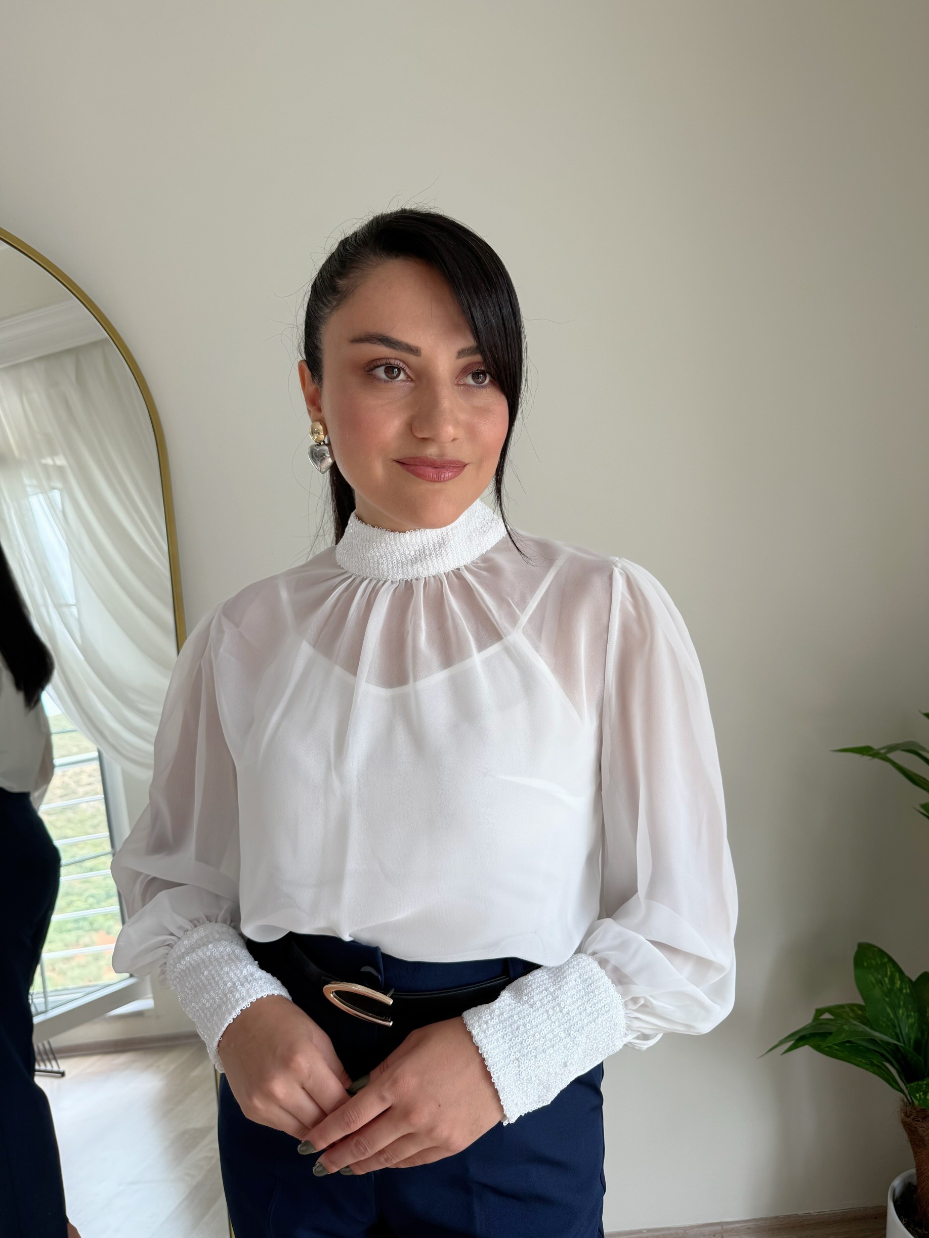 Payet Detaylı Bluz Şifon Bluz  - Ekru