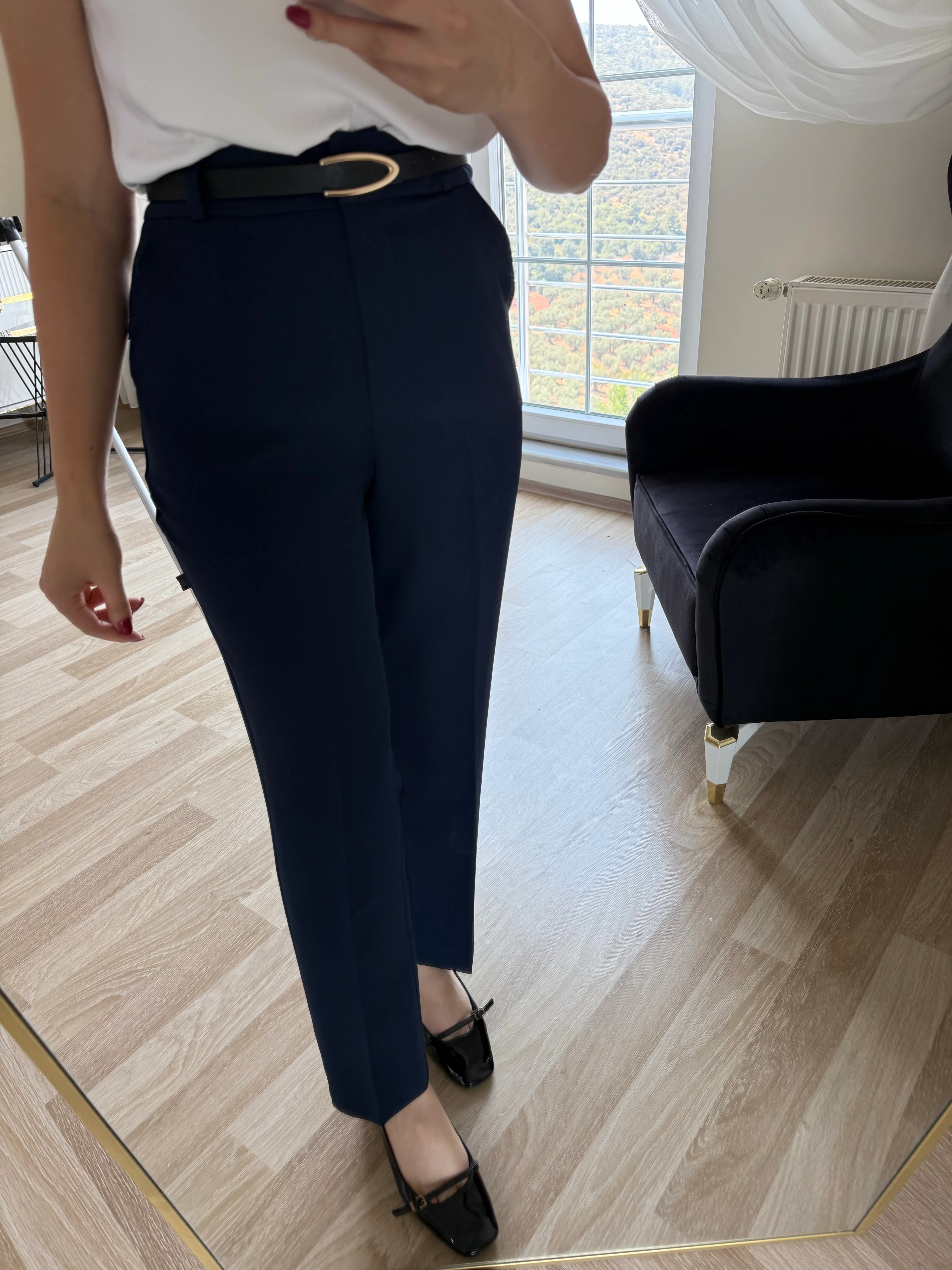 Kemerli Krep Havuç Pantolon