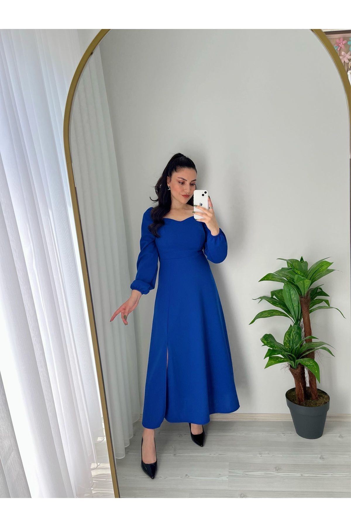Kalp Yaka Çan Etek Krep Elbise - saks