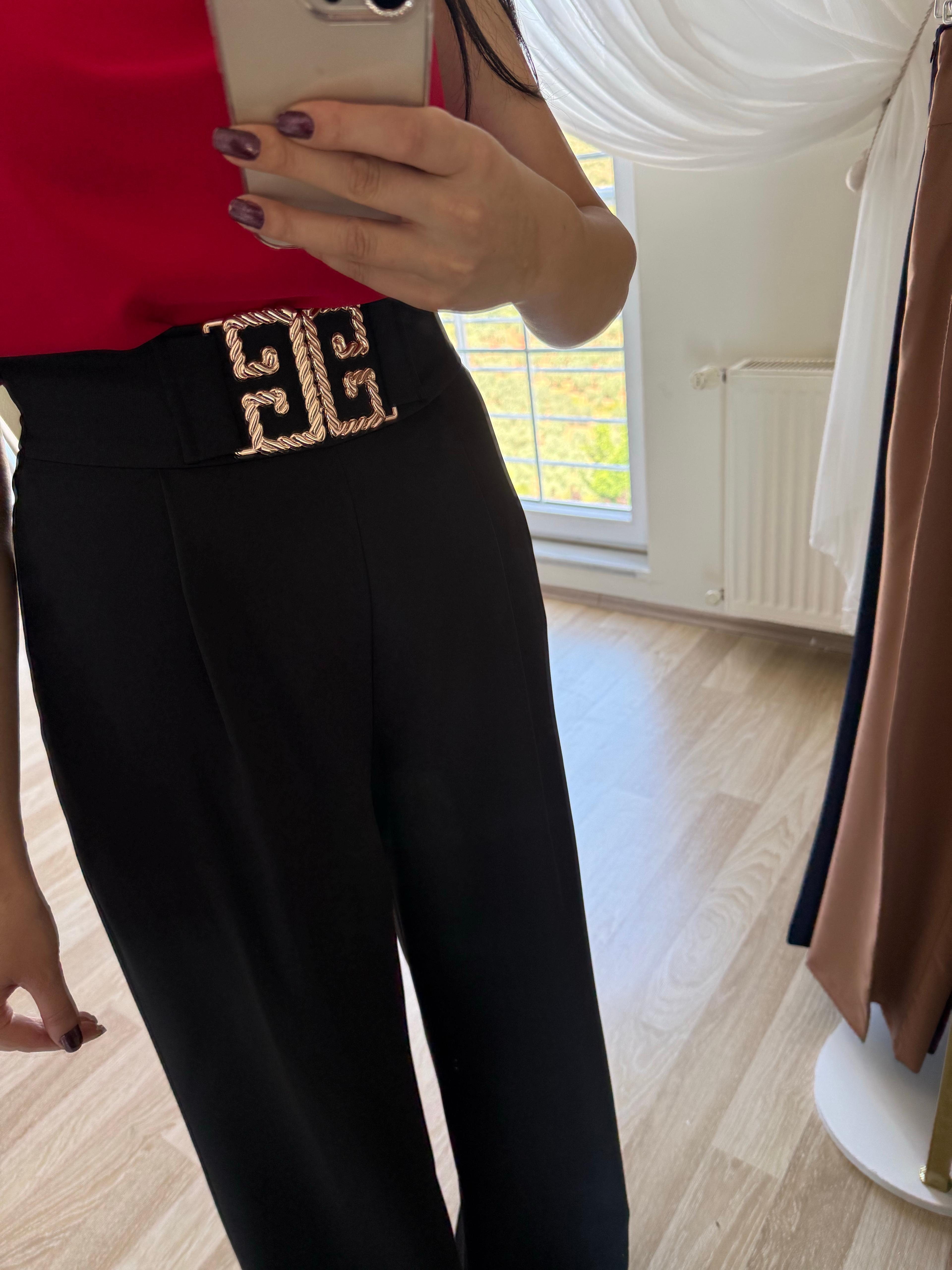 Bel Aksesuarlı Bol Paça Pantolon 