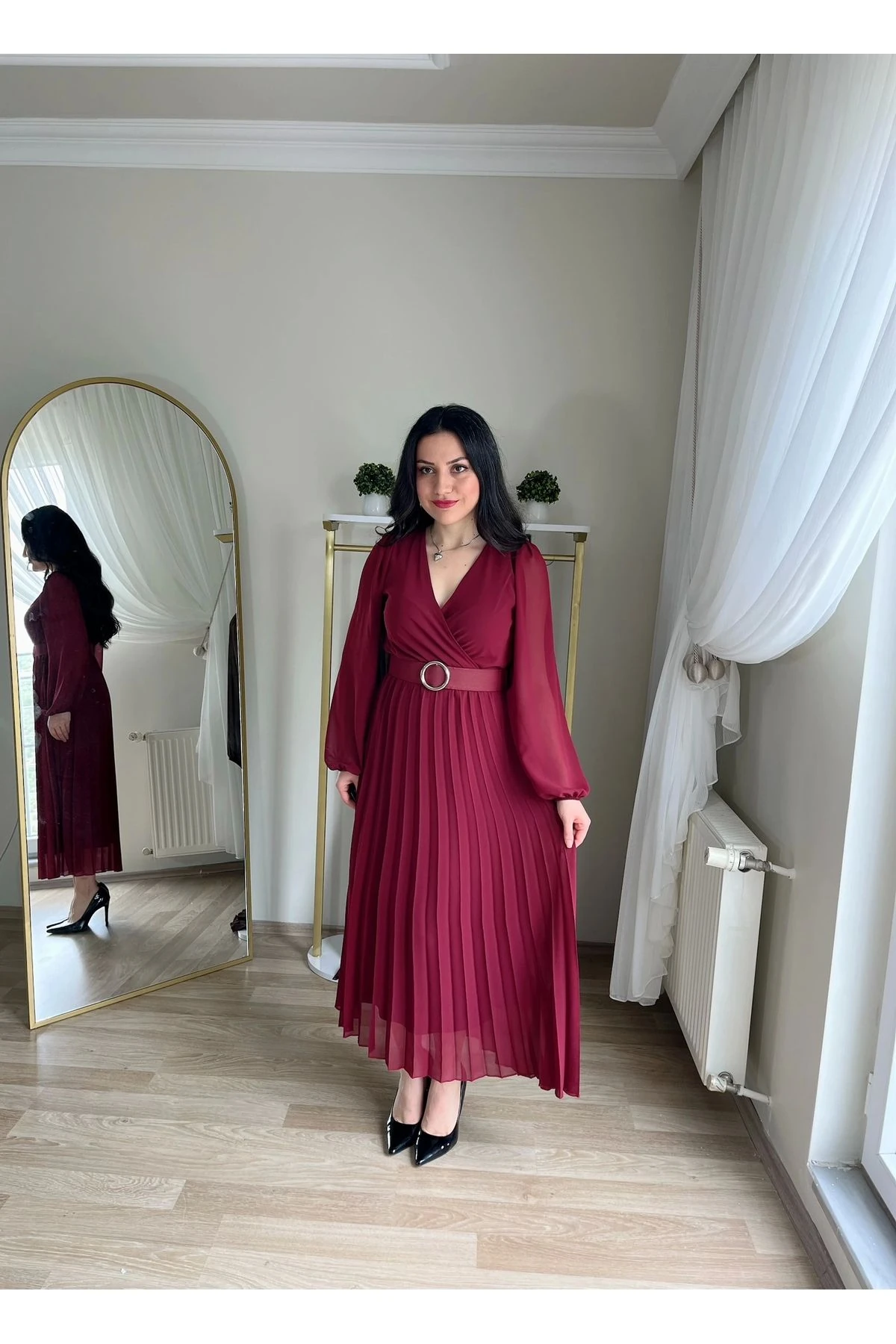 Piliseli Kemerli Midi Şifon Elbise Beyaz - Bordo