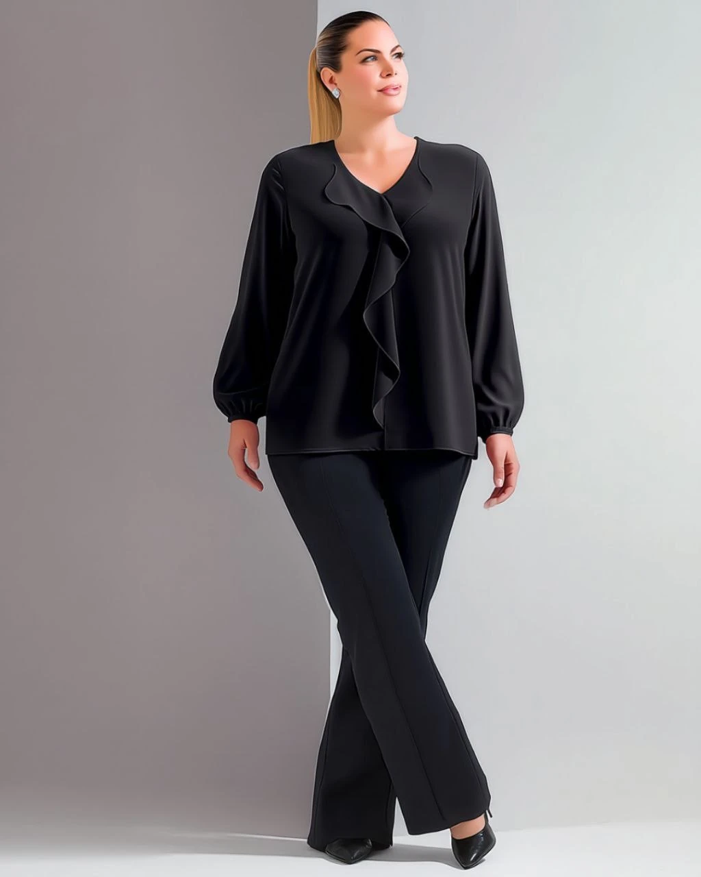 Fırfır Detaylı V Yaka Büyük Beden Bluz