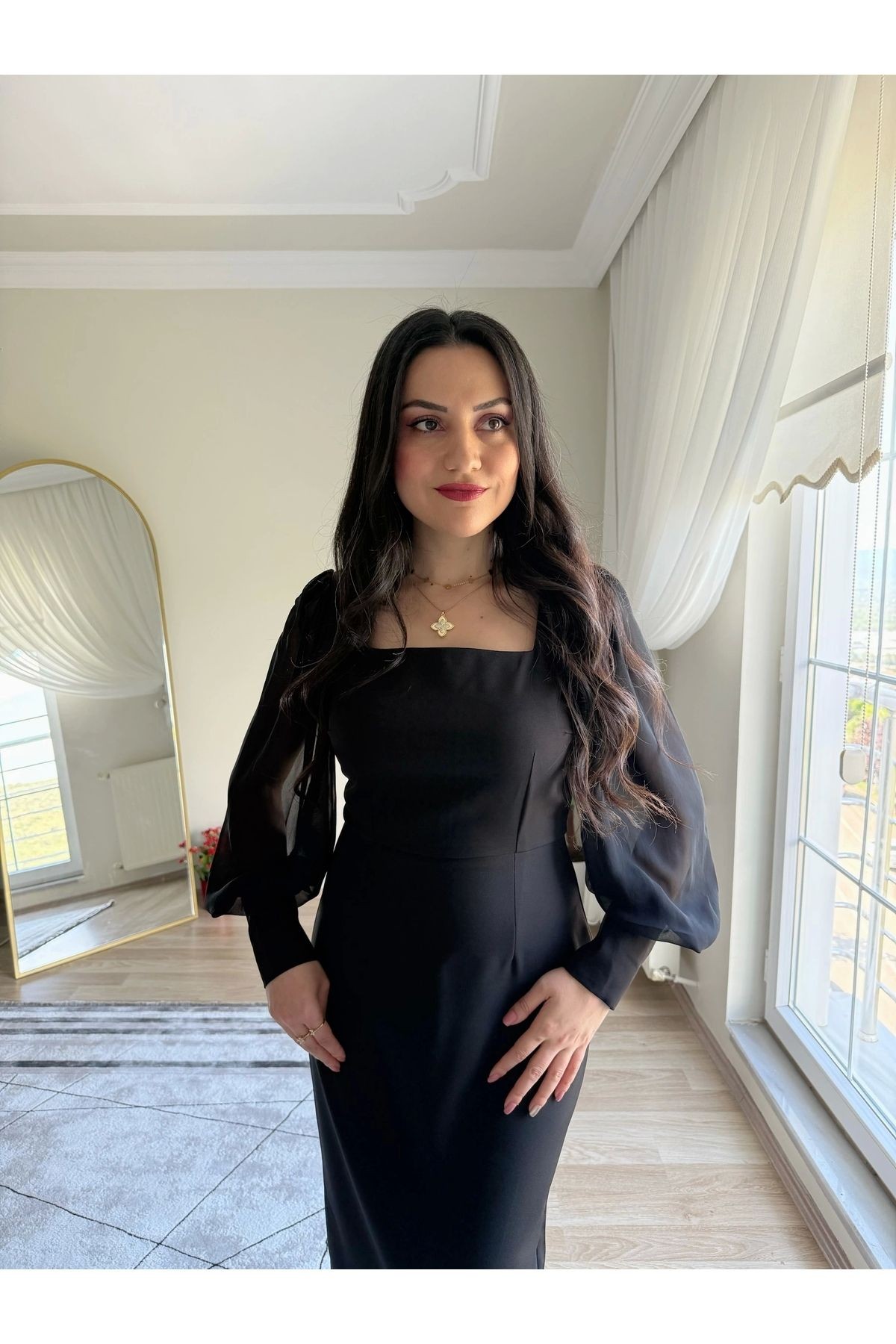 Şifon Kollu Krep Kalem Elbise Siyah