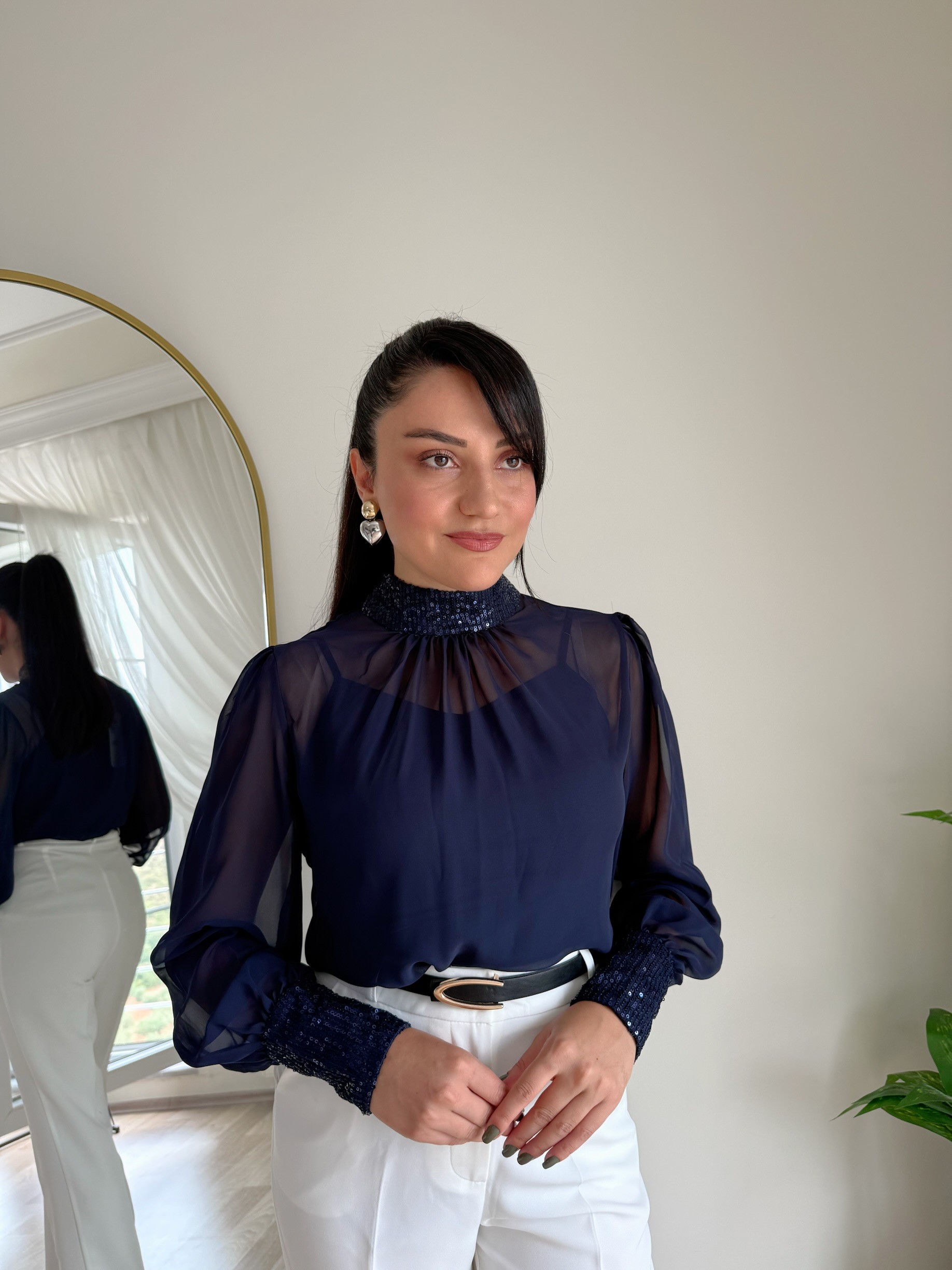 Payet Detaylı Bluz Şifon Bluz  - Lacivert