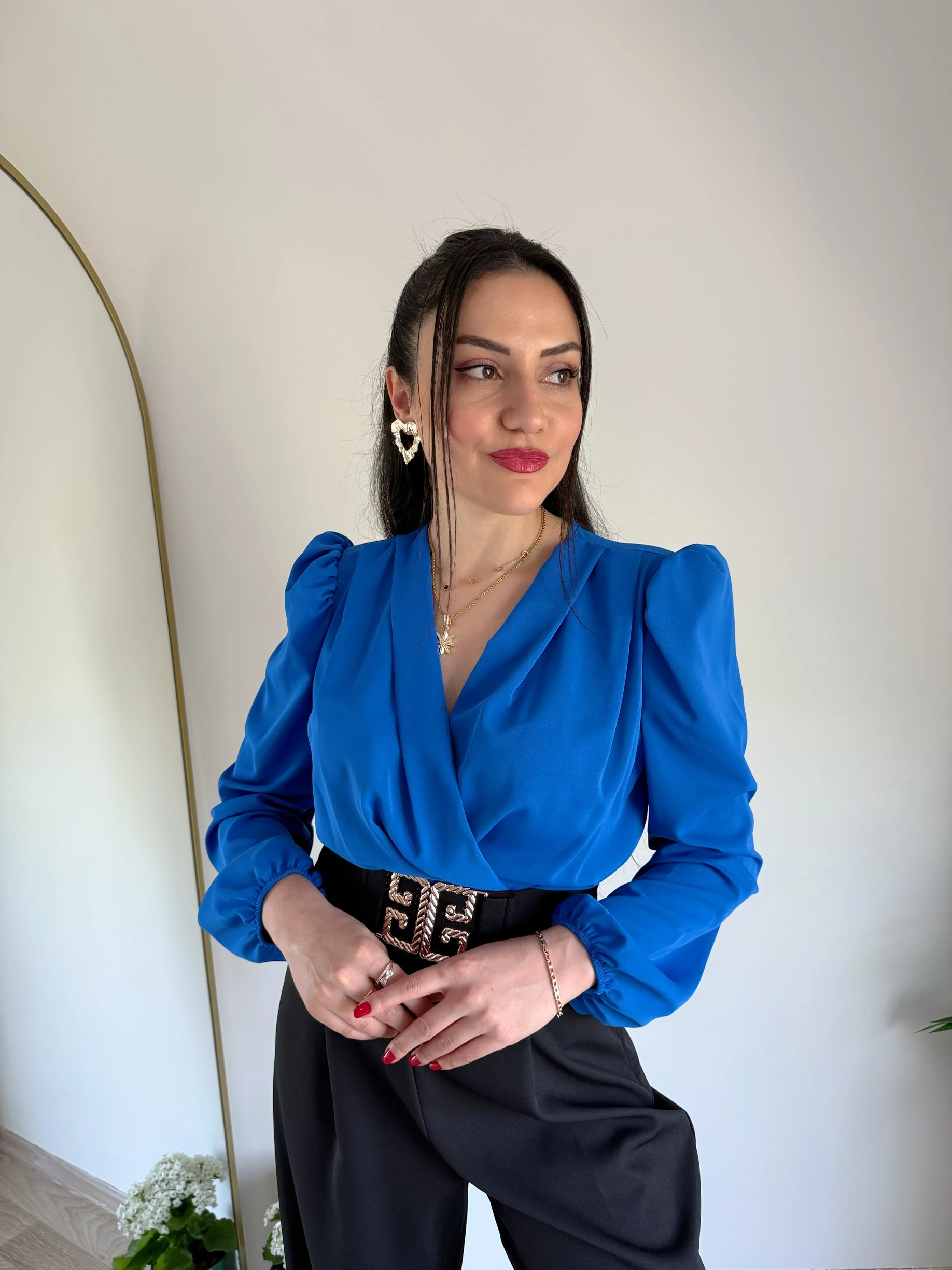 Kruvaze Yaka Vatkalı Çıtçıtlı Bodysuit Bluz - Saks Mavi