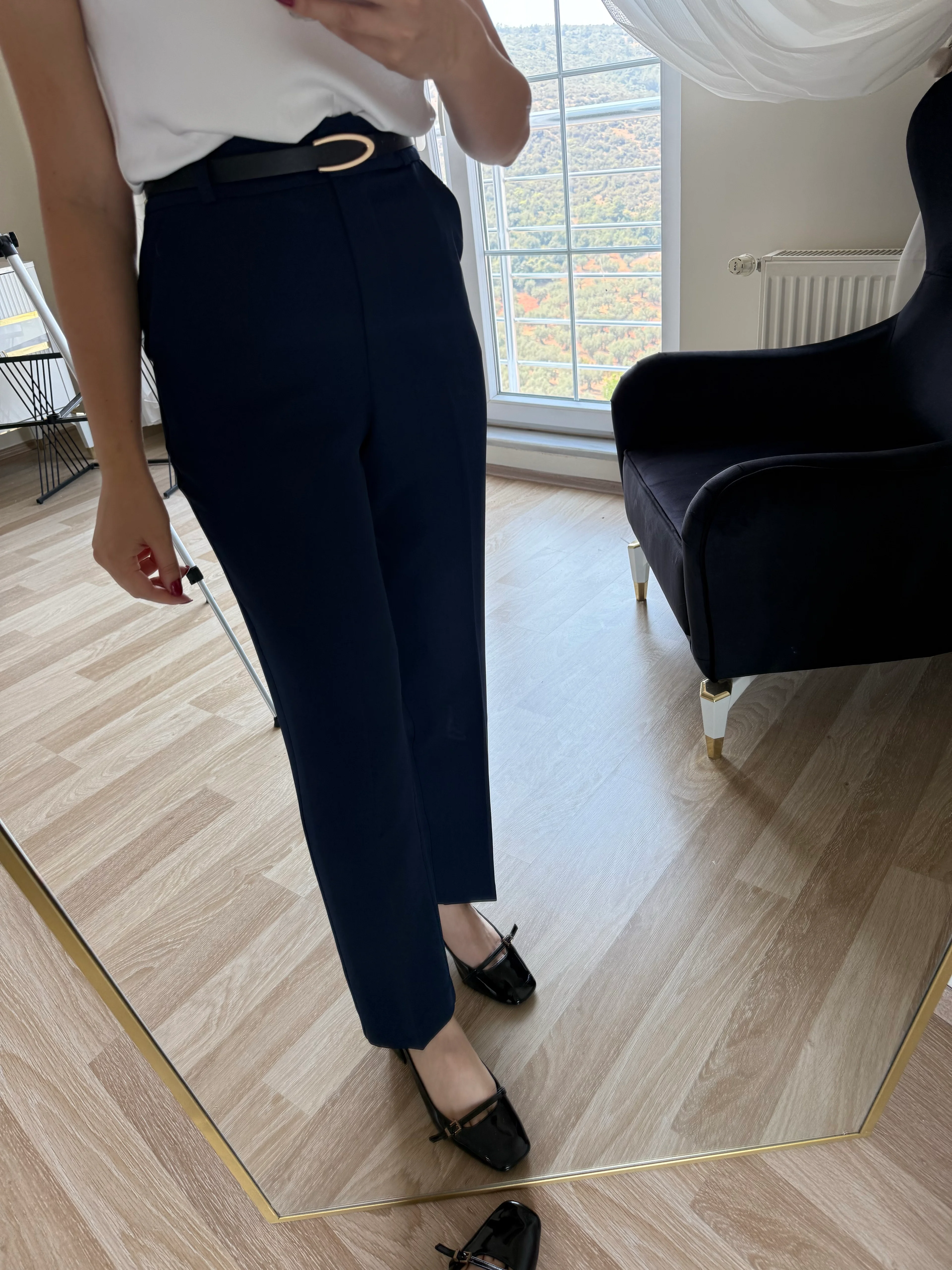 Kemerli Krep Havuç Pantolon