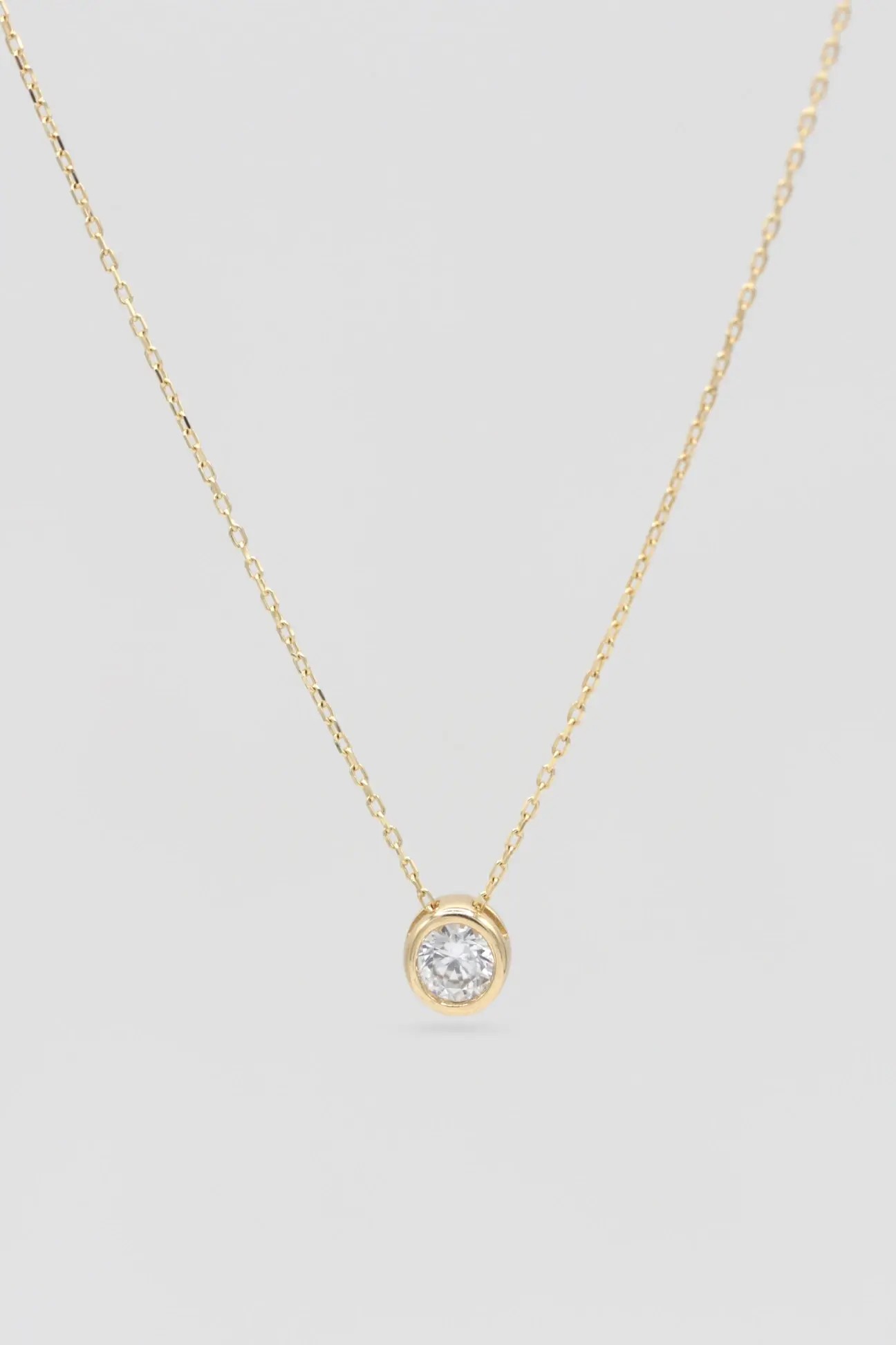 14 Ayar Altın Beyaz Taşlı Minimal Kolye