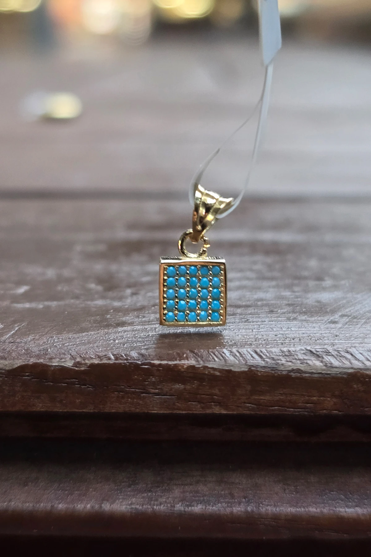 14 Ayar Kare Taşlı Kolye Uç