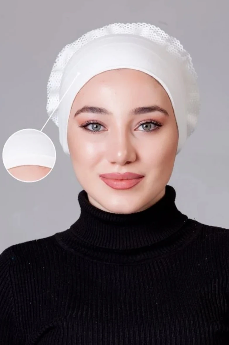 PÜSKÜLLÜ KAYMAZ BONE - Beyaz