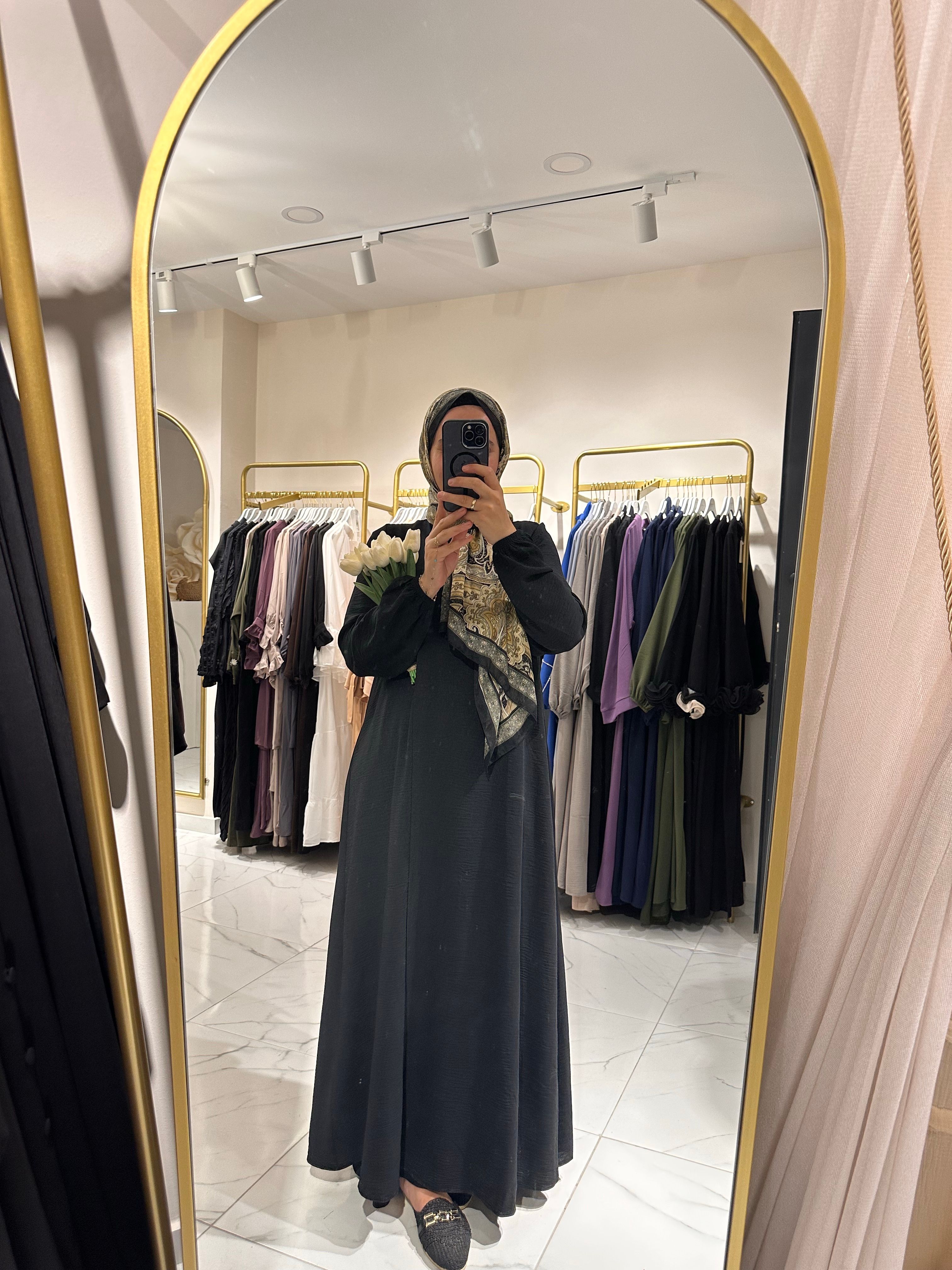 FARAH  