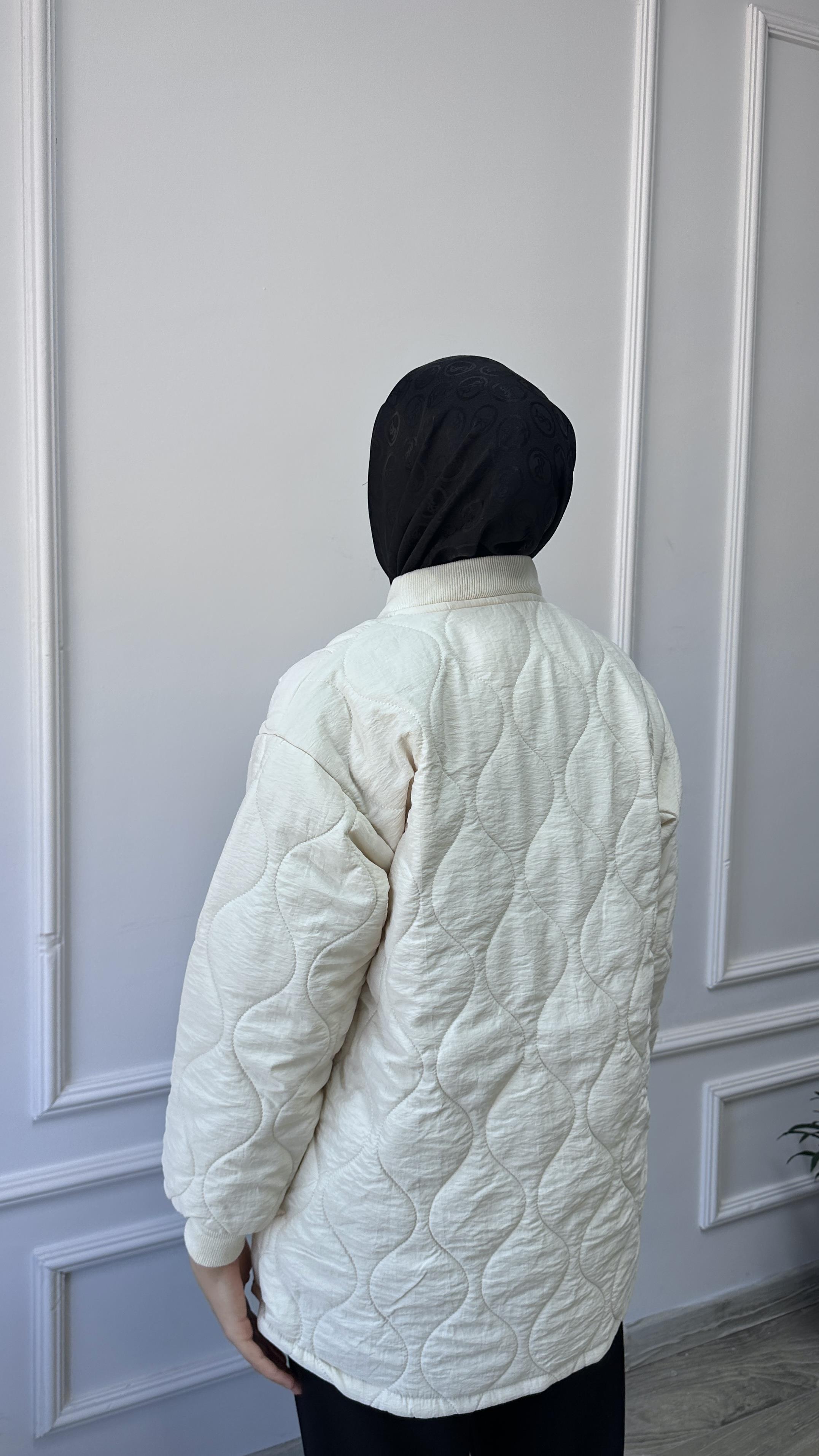 KAPİTONE MONT - KREM