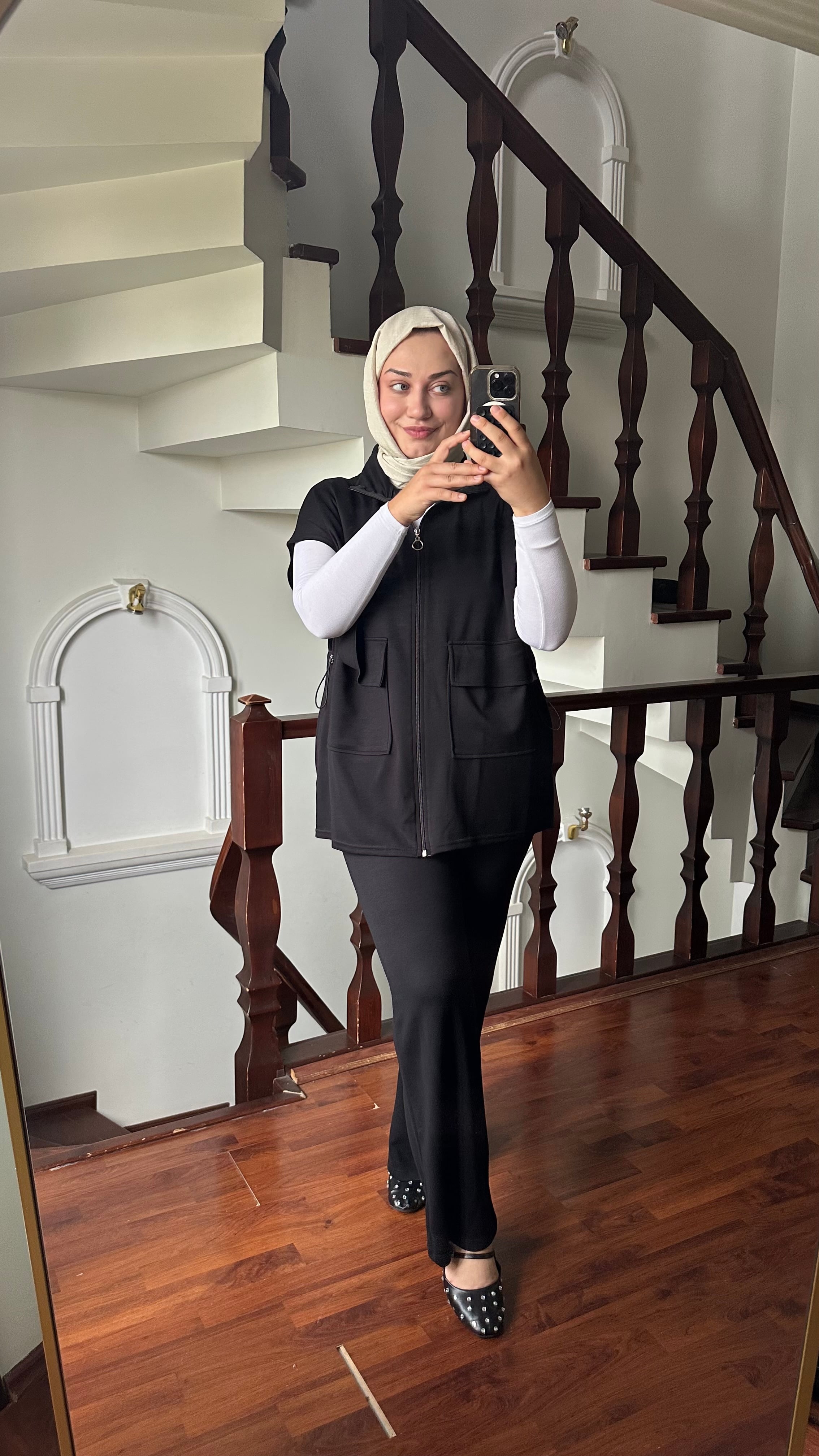 Yelekli Spor  Takım-Siyah