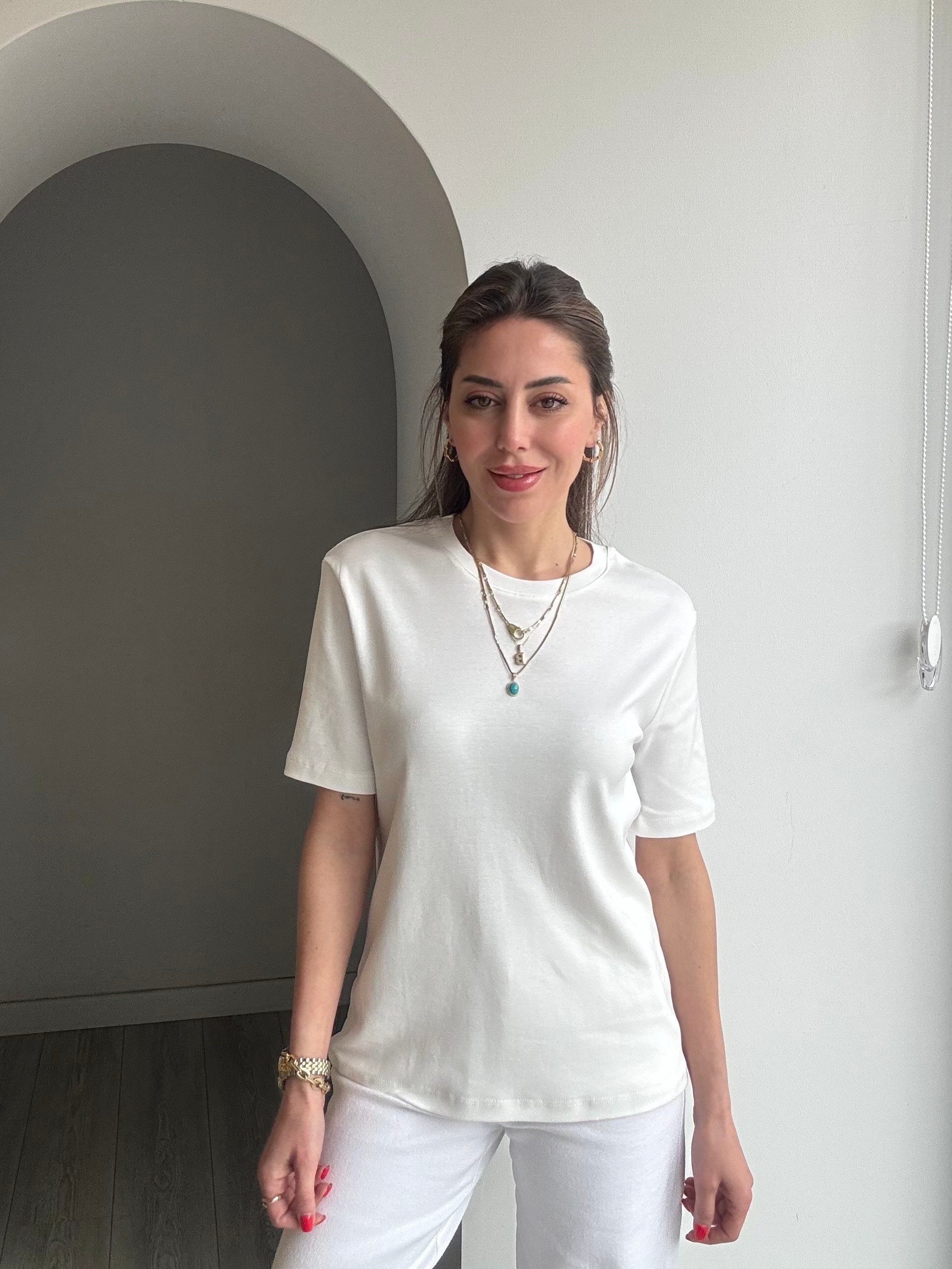 MD Beyaz Renk Tshirt