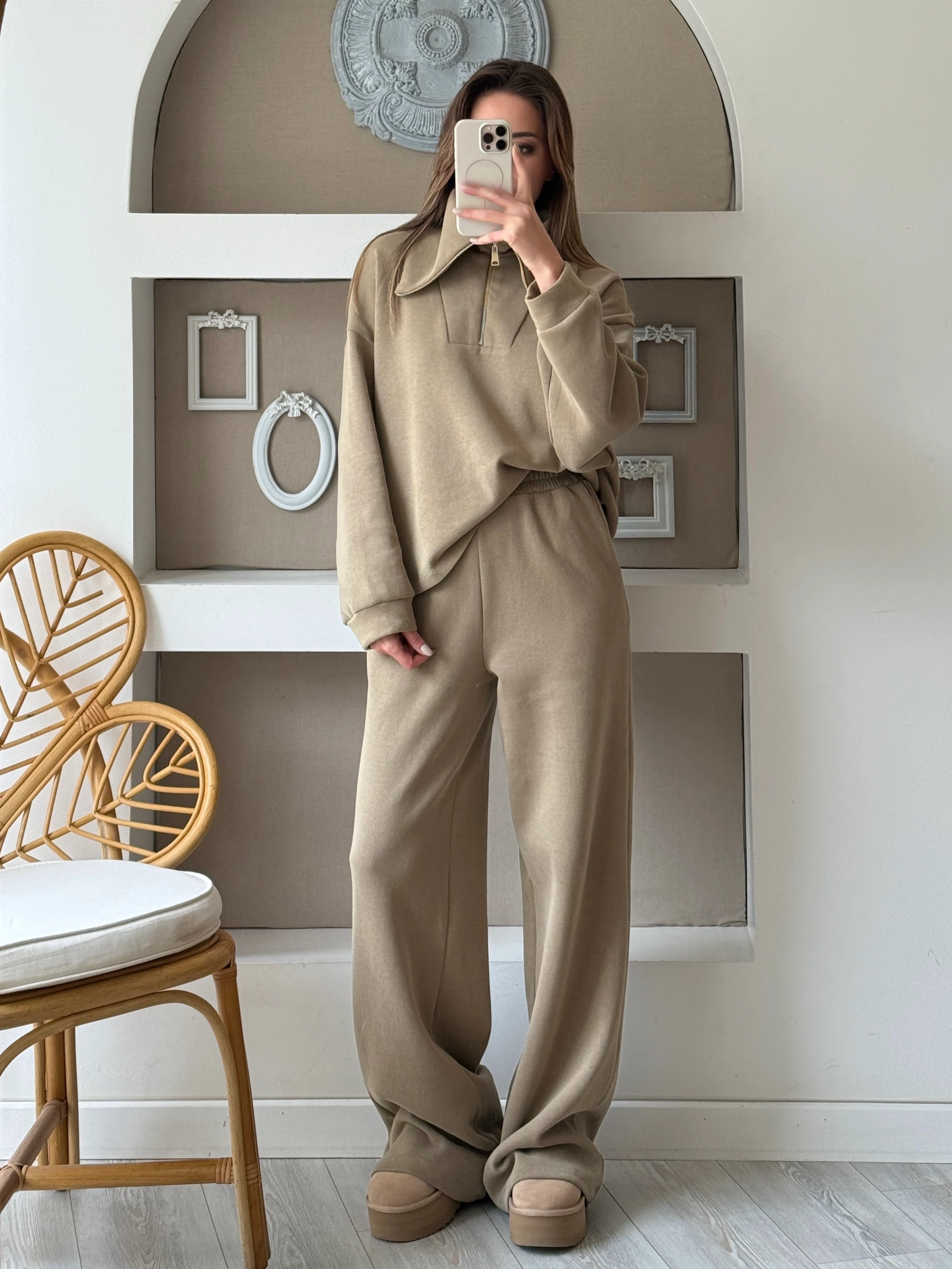 Dik Yaka Fermuar Detaylı Örme Triko Takım 