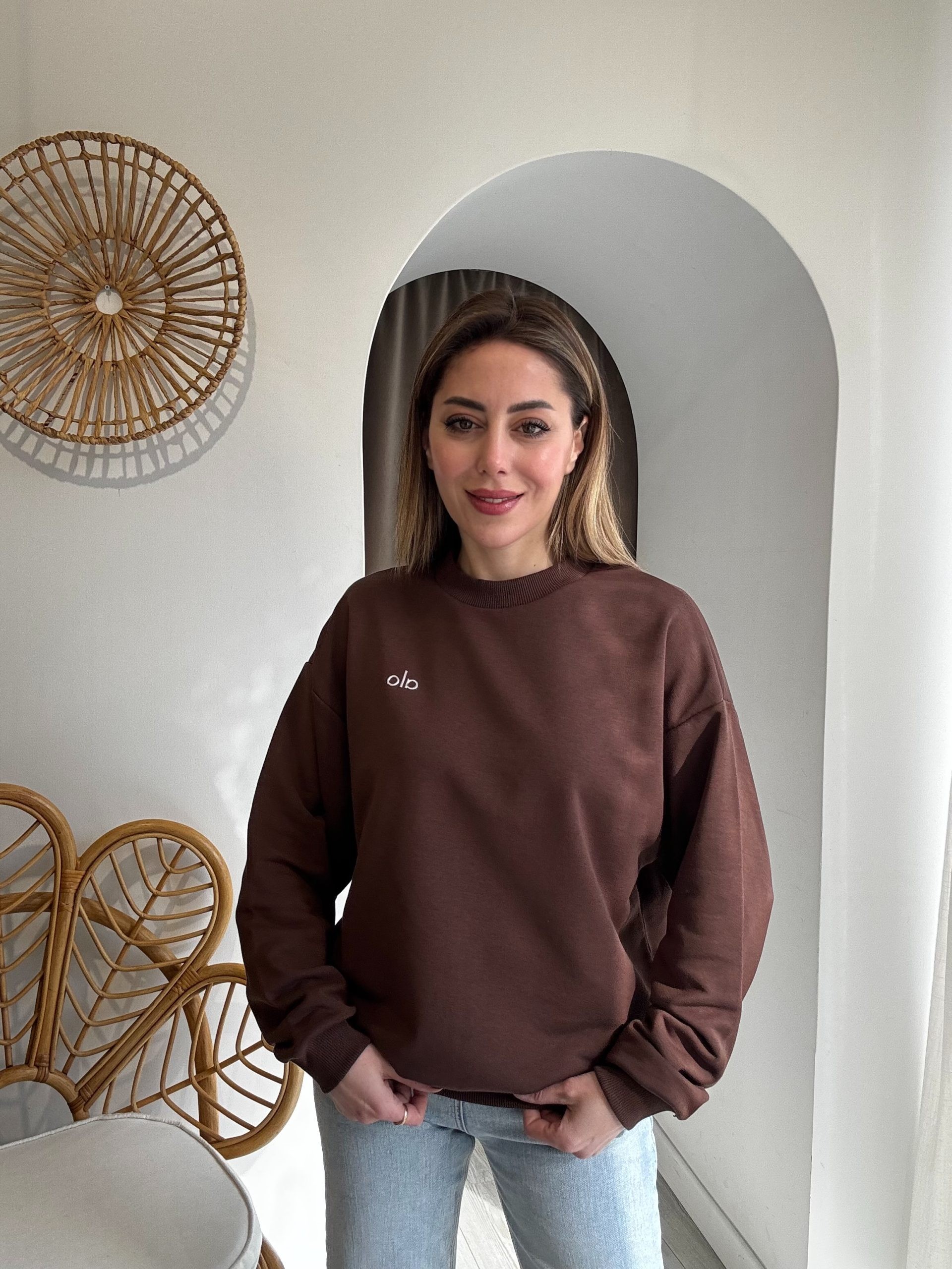 Alo Detaylı Kahverengi Sweatshirt