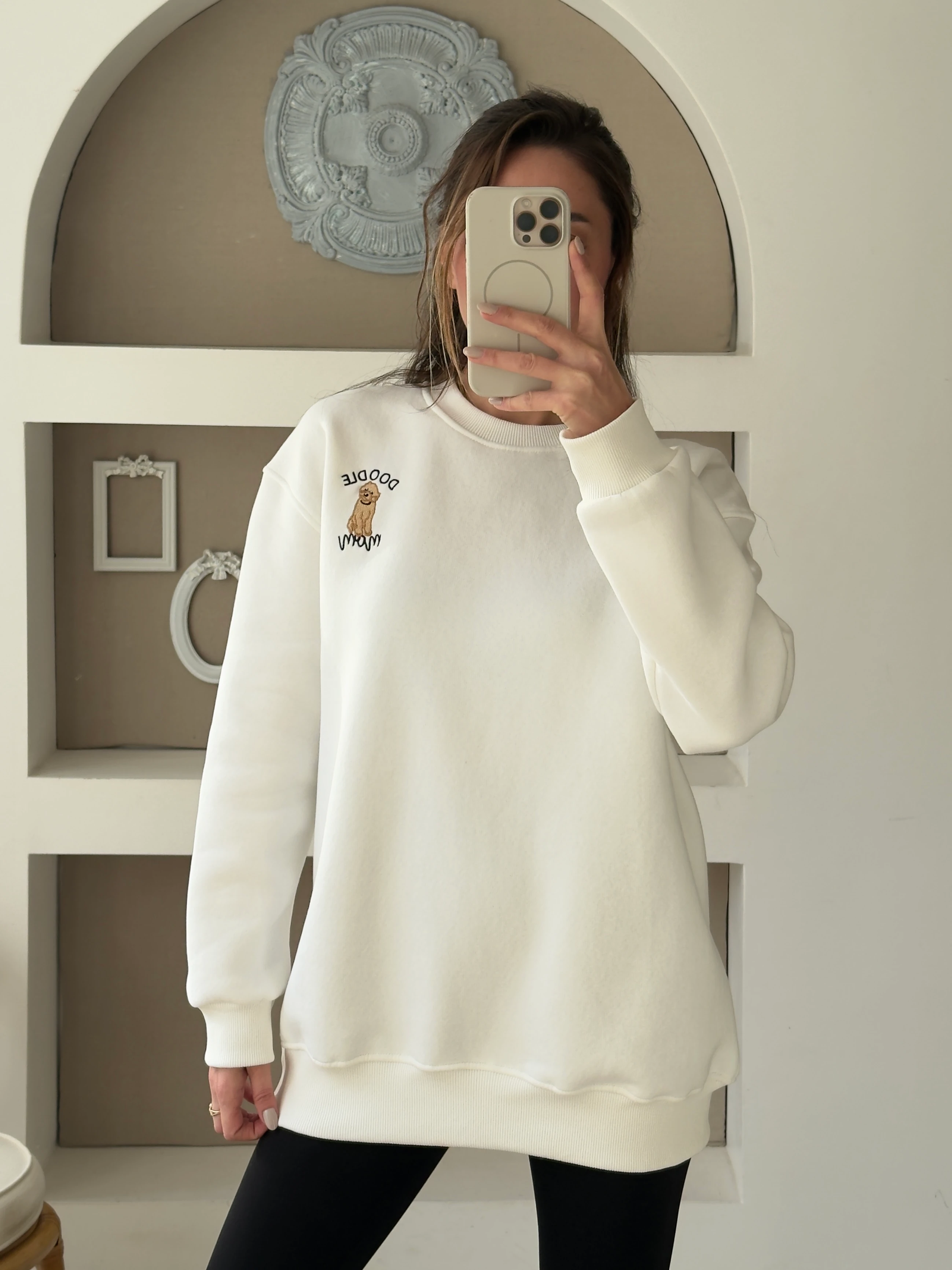Nakış Detaylı Oversize Sweatshirt - Beyaz