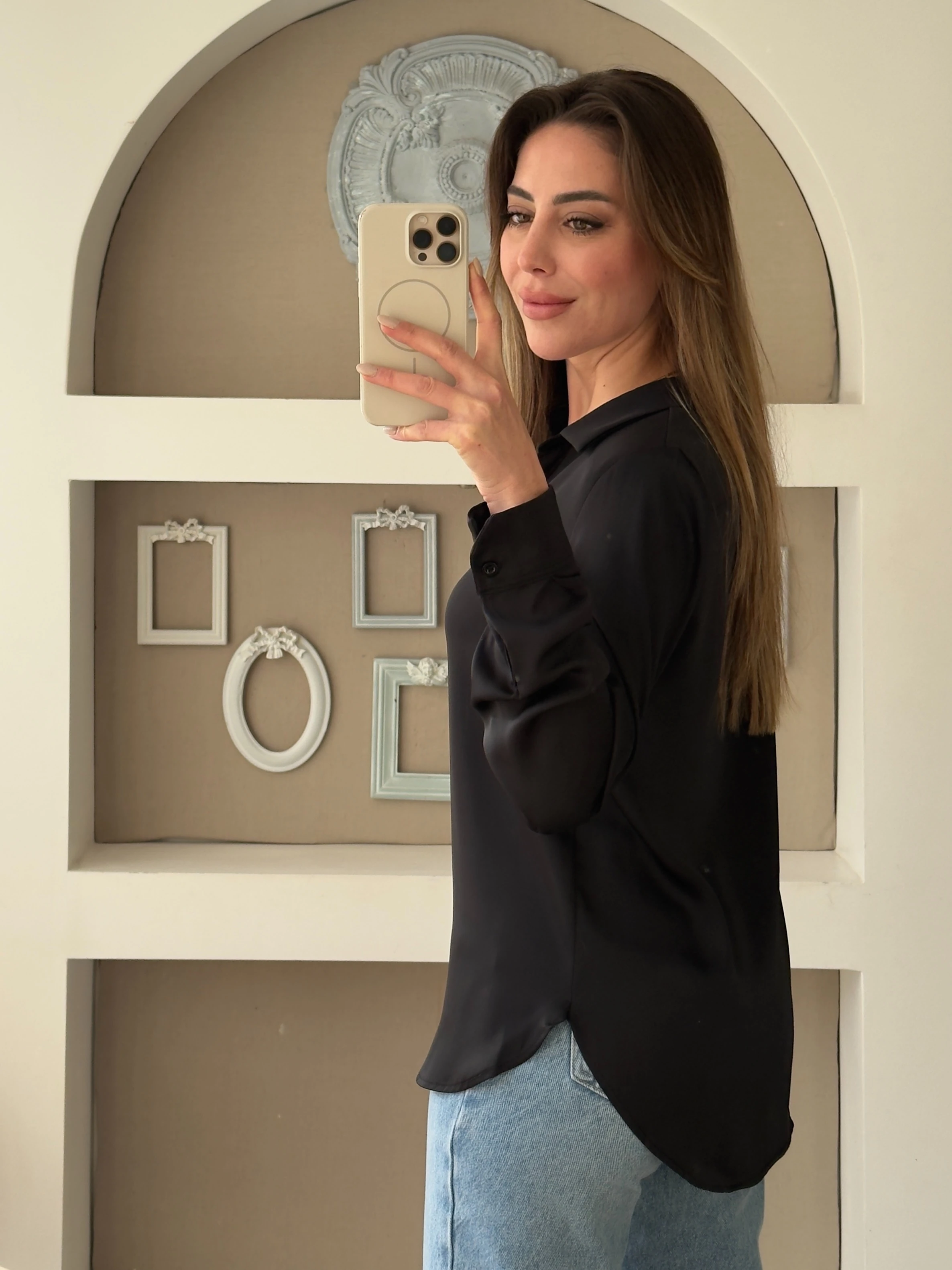 Siyah Renk Saten Gömlek