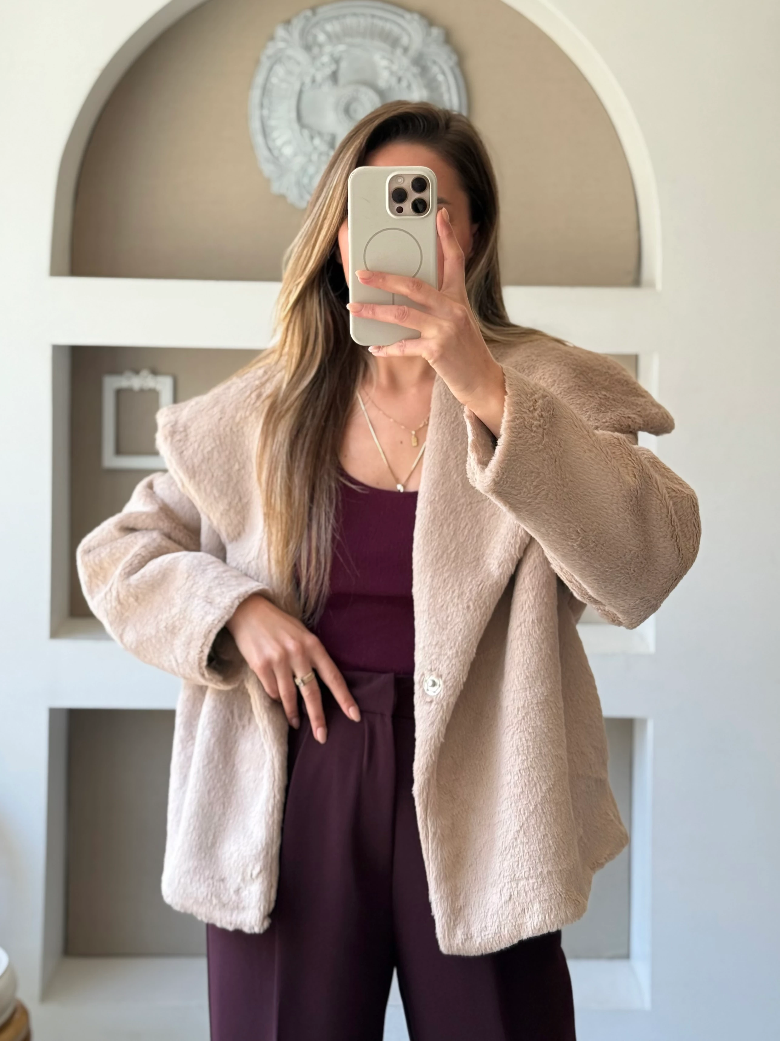 Şal Yaka Kürk Mont