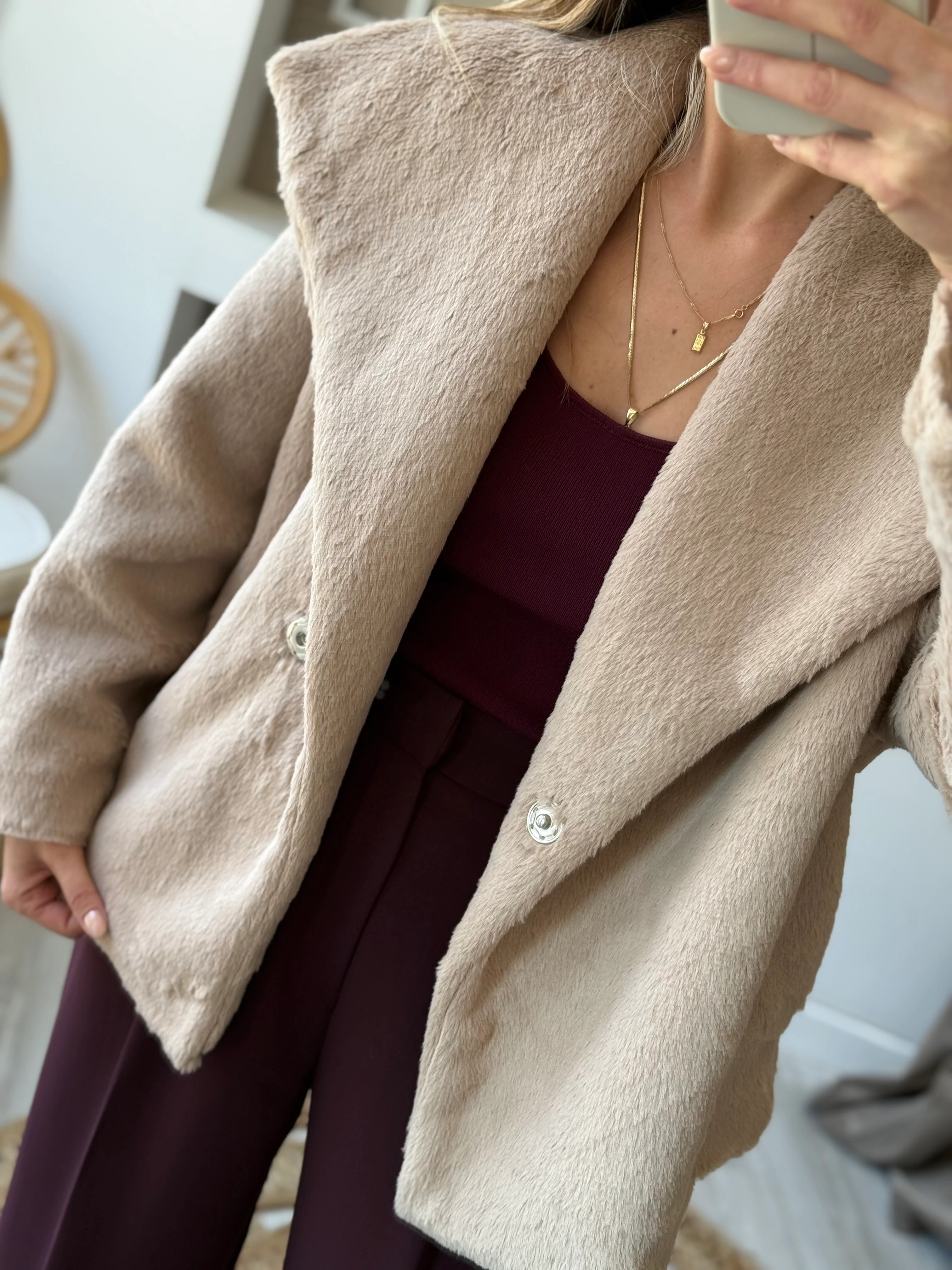 Şal Yaka Kürk Mont