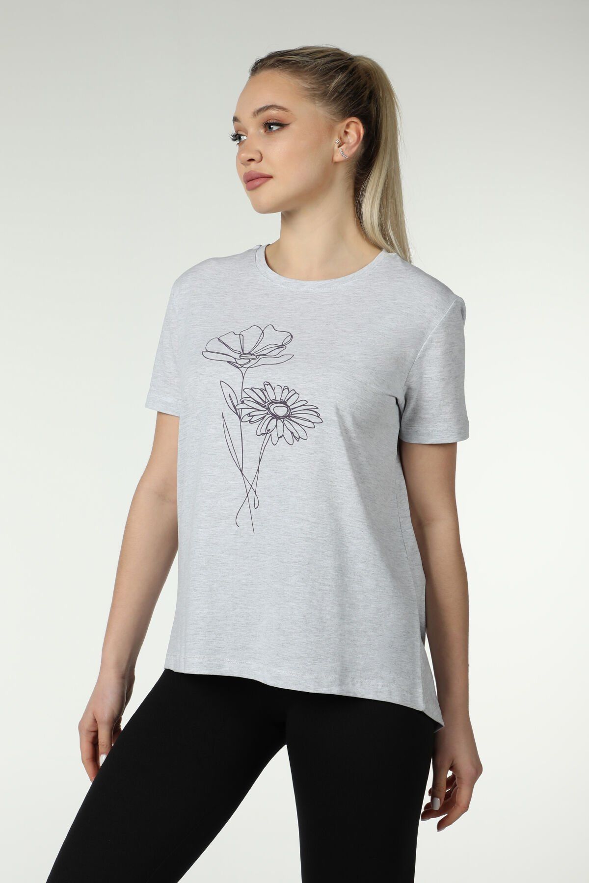 Kadın Bisiklet Yaka Kısa Kollu Regular Fit Baskılı Tişört