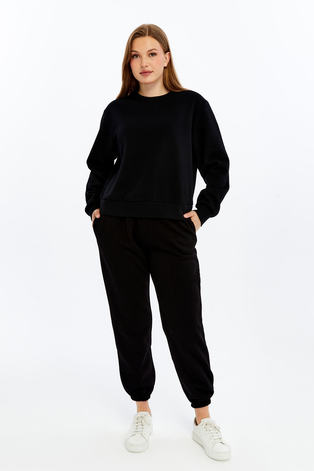 Kadın Bisiklet Yaka Regular Fit Basic Sweatshirt - SIYAH