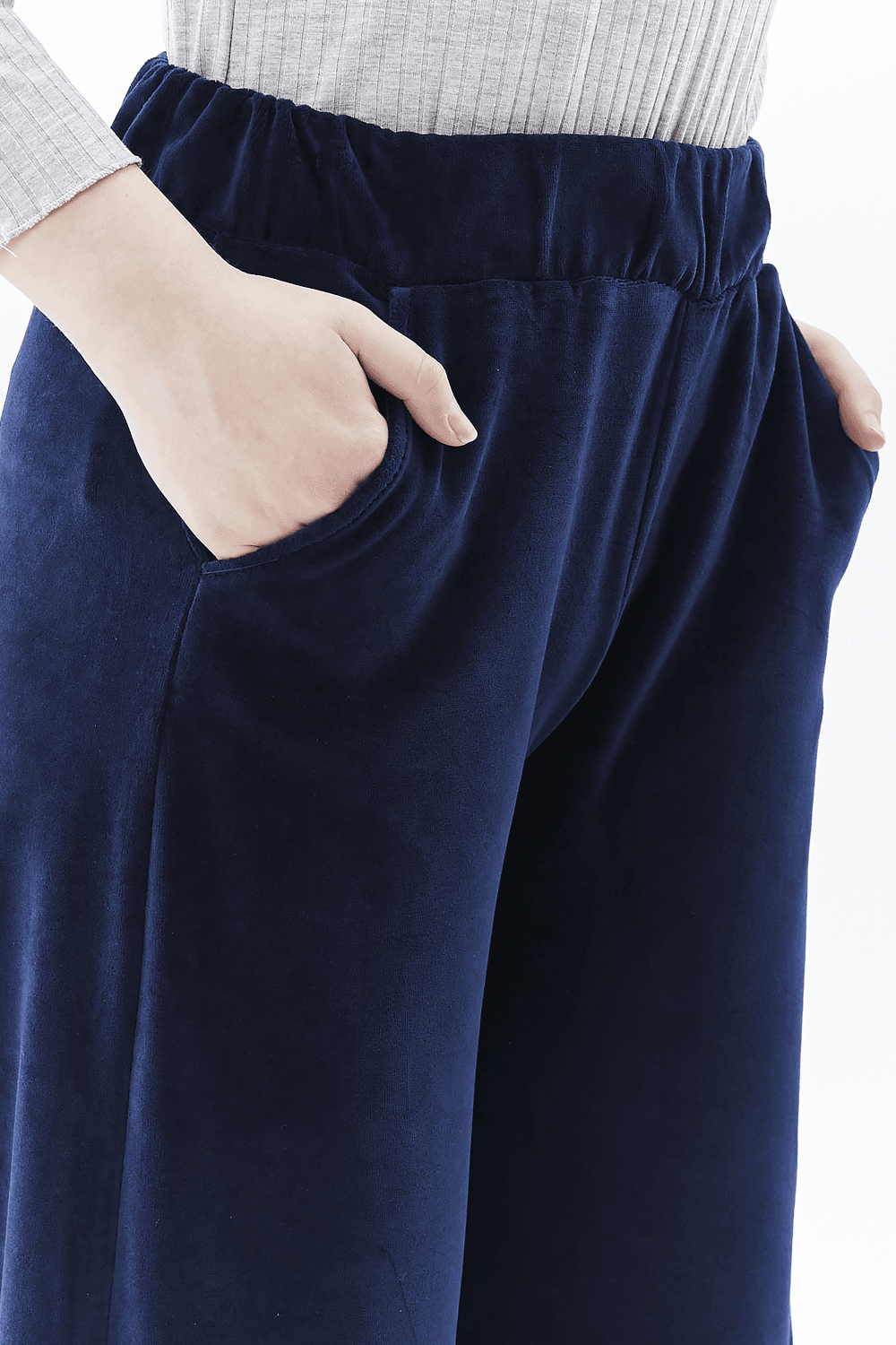 Kadın Bol Paça Cepli Kadife Oversize Fit Pantolon - LACİVERT