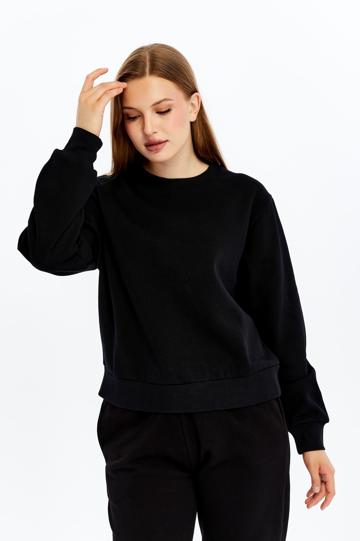 Kadın Bisiklet Yaka Regular Fit Basic Sweatshirt - SIYAH
