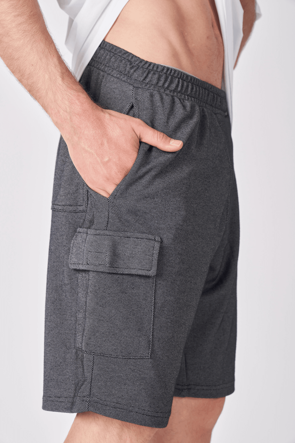 Erkek Kargo Cepli Jakarlı Regular Fit Bermuda - SIYAH