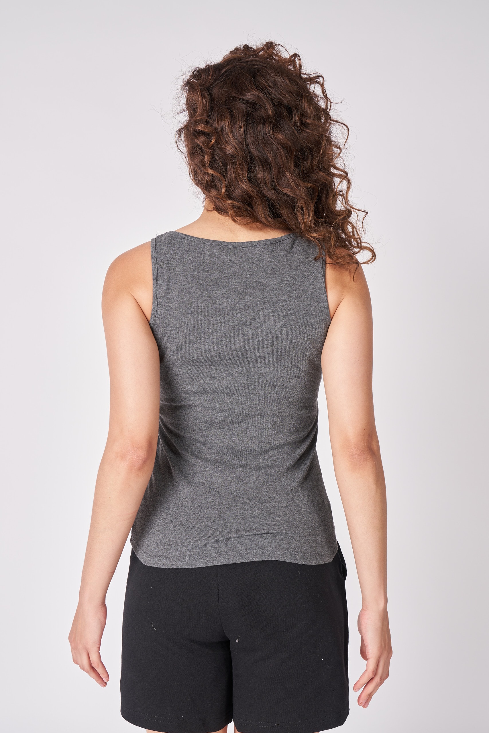 Kadın U Yaka Sıfır Kol Regular Fit Basic Geniş Askılı Tişört - ANTRASİT