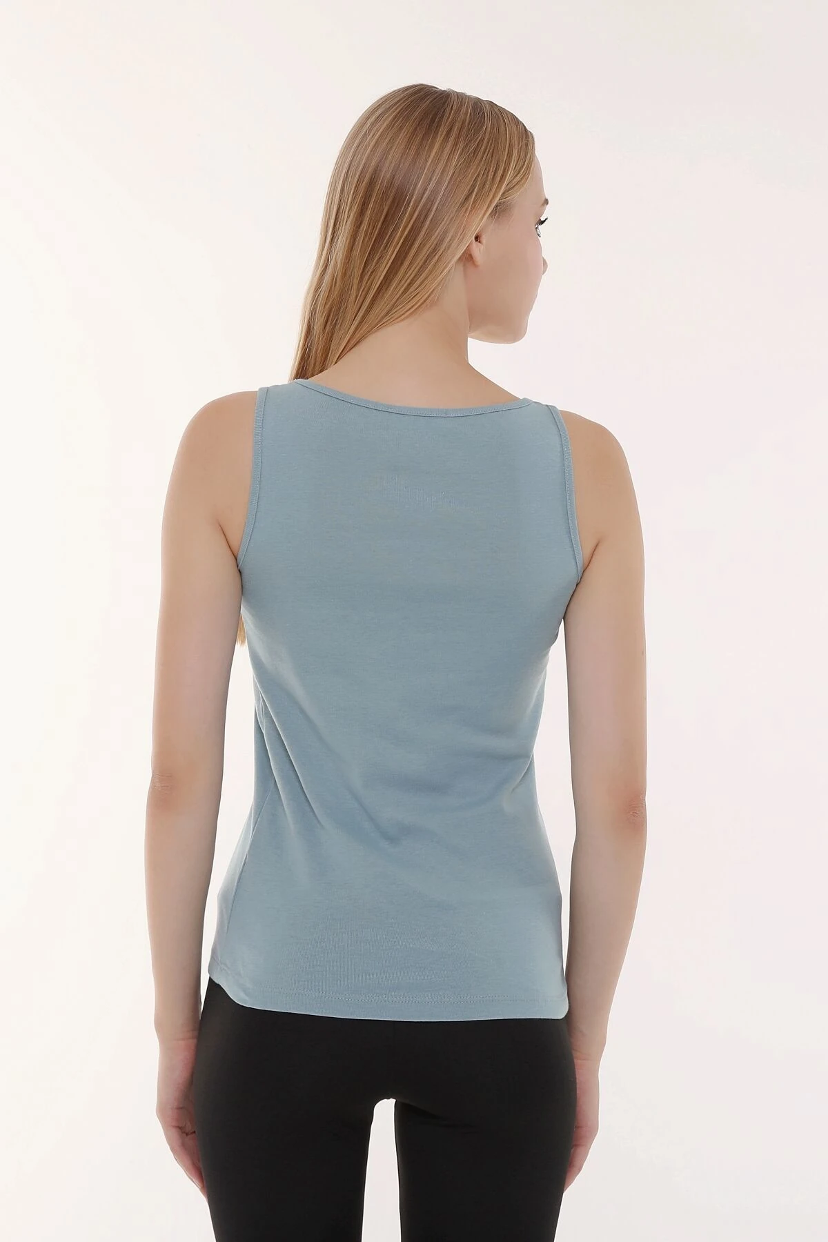 Kadın U Yaka Sıfır Kol Regular Fit Basic Geniş Askılı Tişört - Mint Yeşili