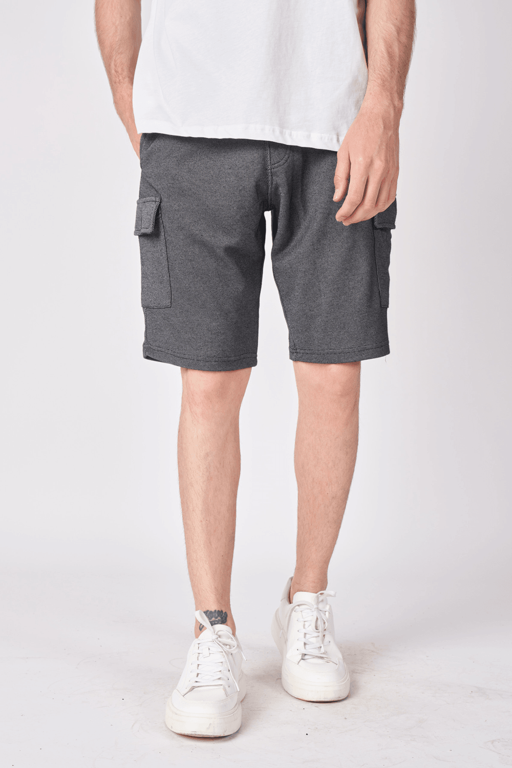 Erkek Kargo Cepli Jakarlı Regular Fit Bermuda - SIYAH