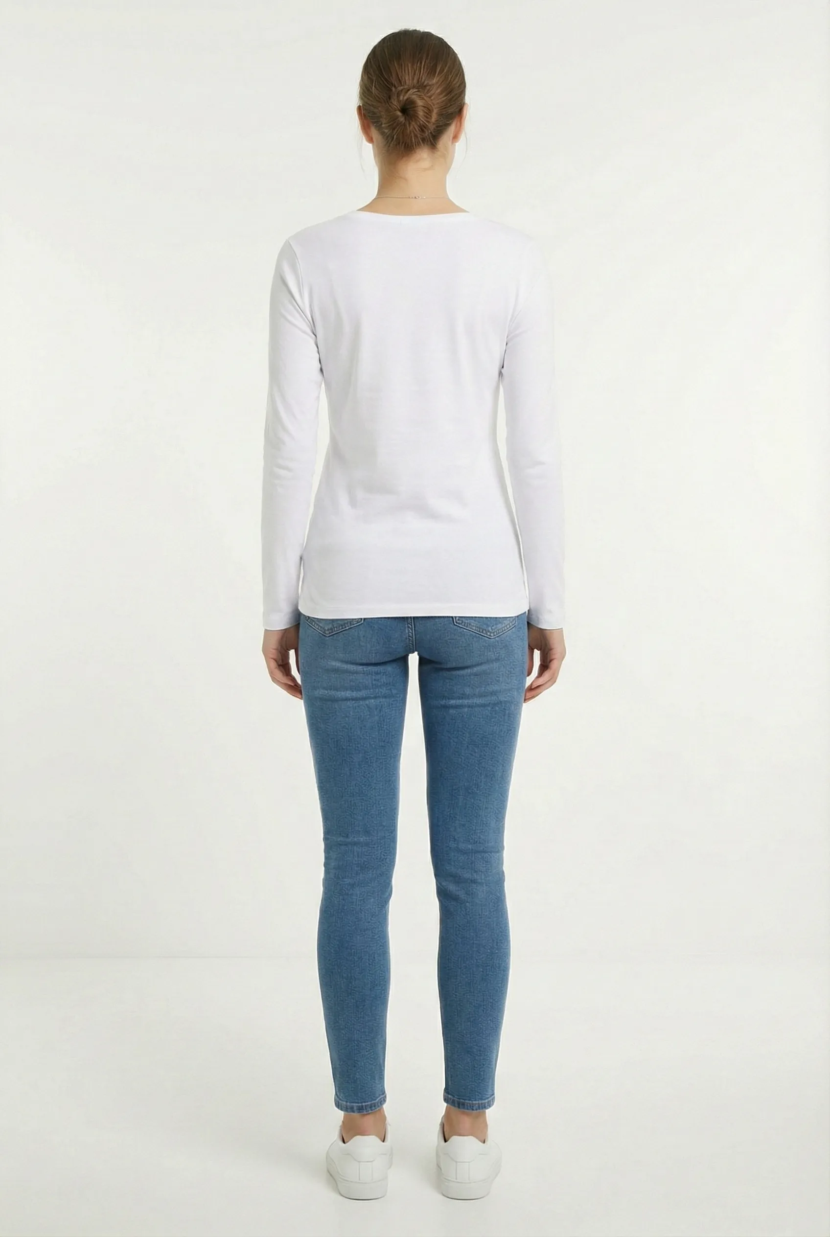 Kadın V Yaka Uzun Kollu Regular Fit Basic Tişört - Beyaz