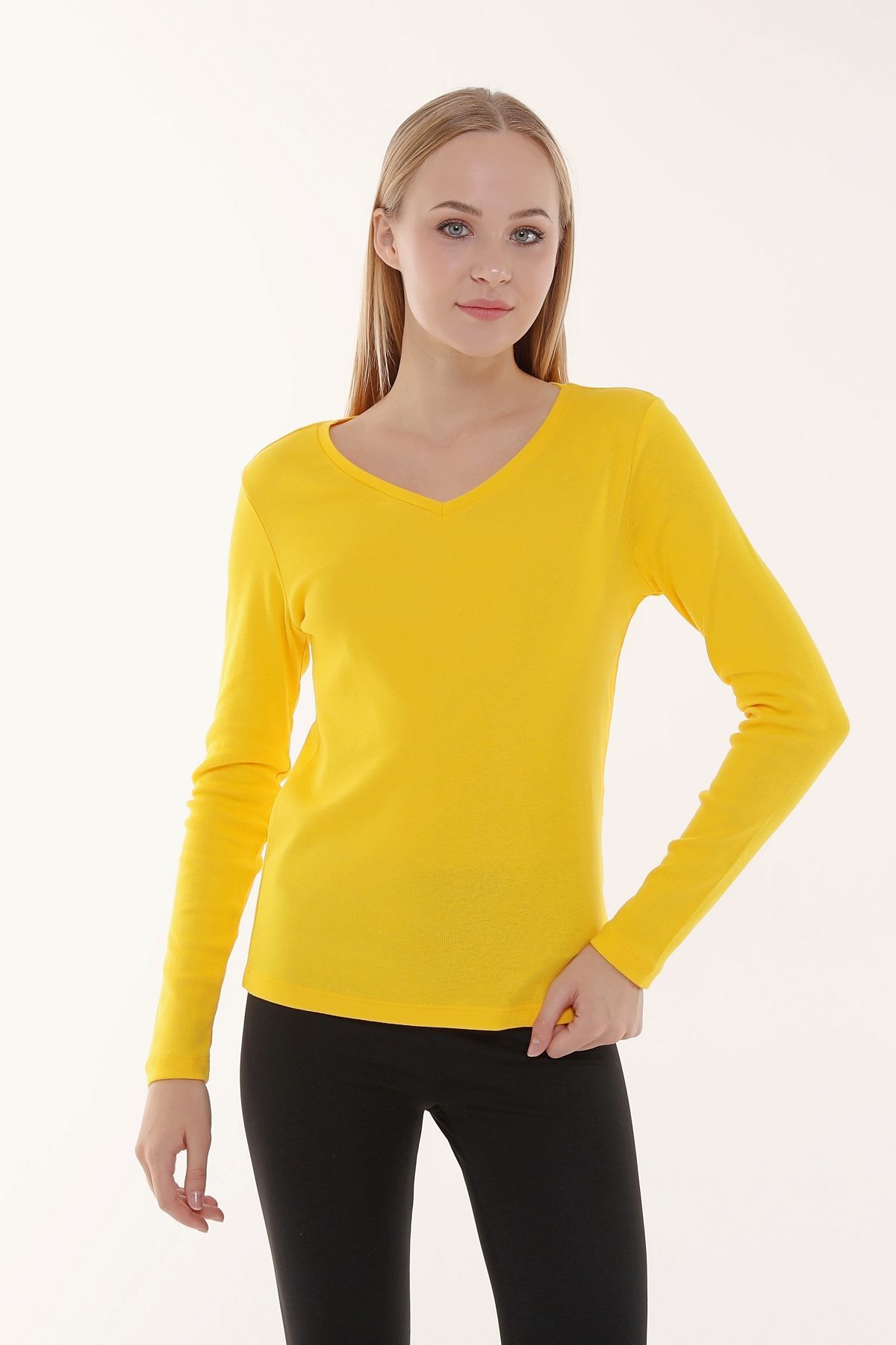 Kadın V Yaka Uzun Kollu Regular Fit Basic Tişört - SARI