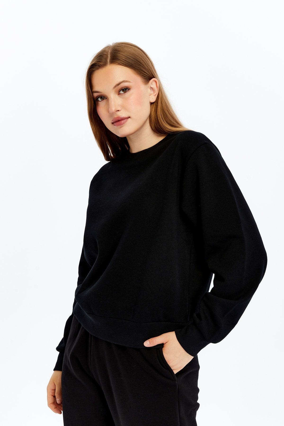 Kadın Bisiklet Yaka Regular Fit Basic Sweatshirt - SIYAH