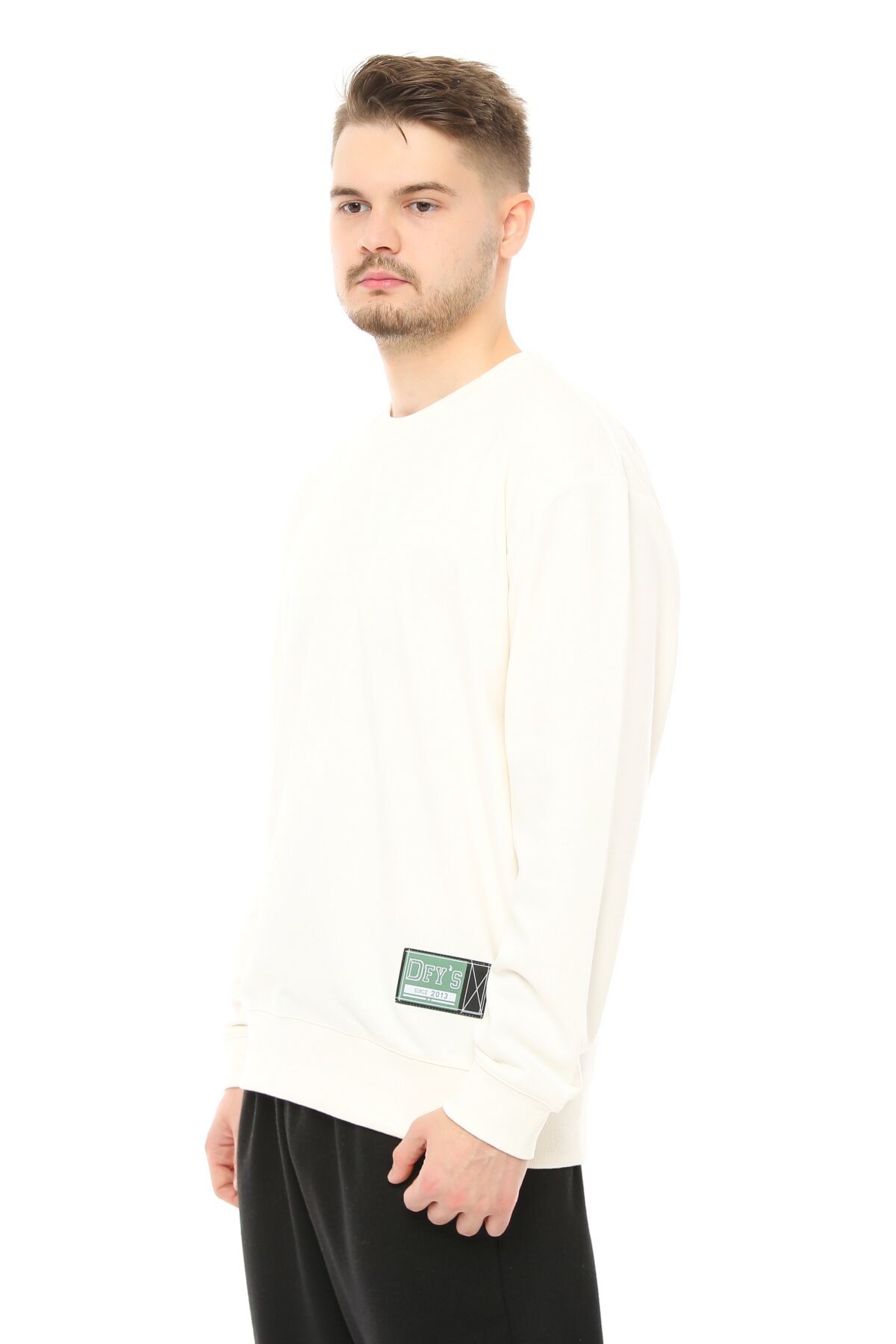 Erkek Bisiklet Yaka Etiket Detaylı Regular Fit Sweatshirt