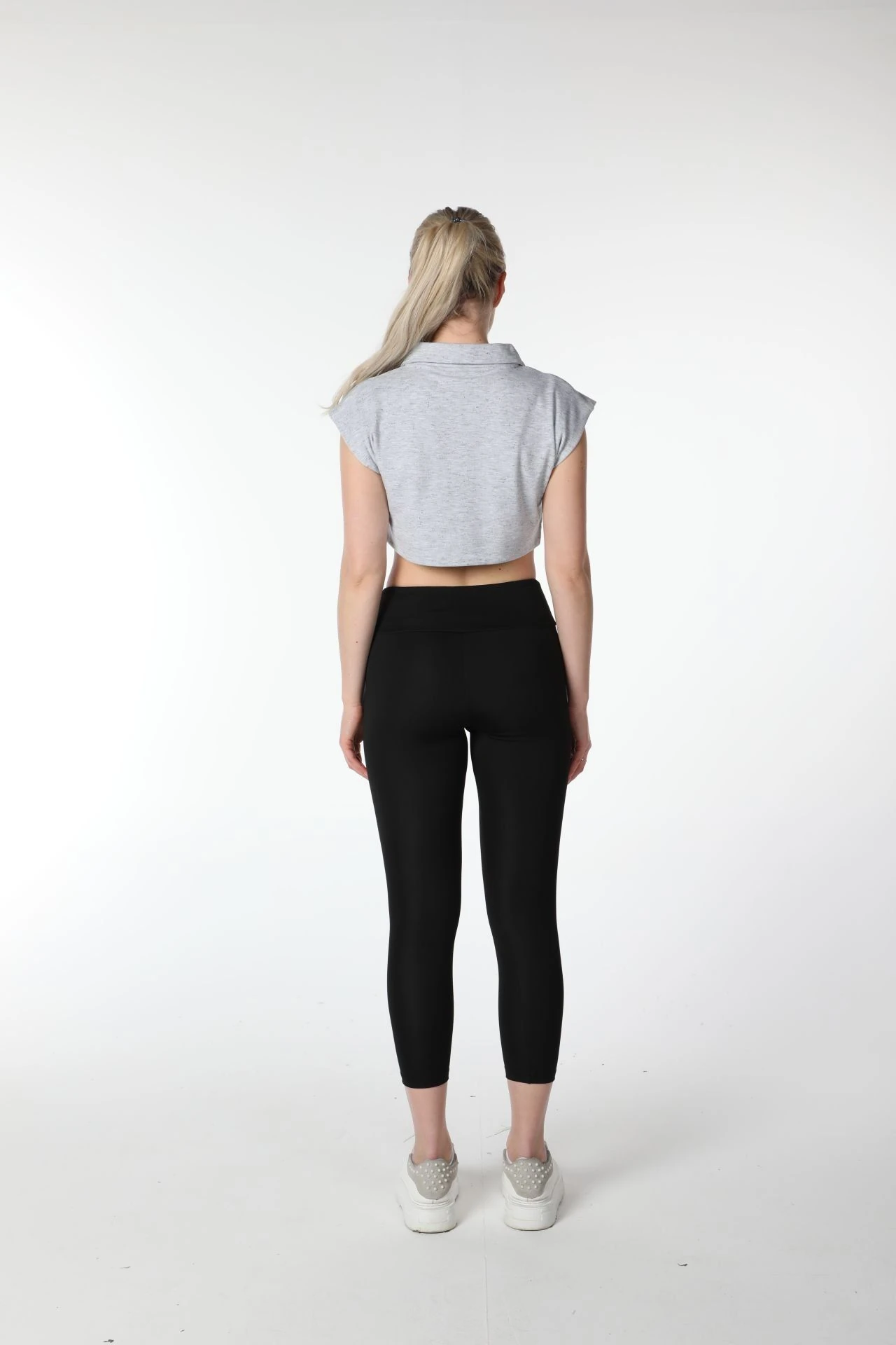 Kadın Polo Yaka Regular Fit Basic Crop - Kırçıllı Gri