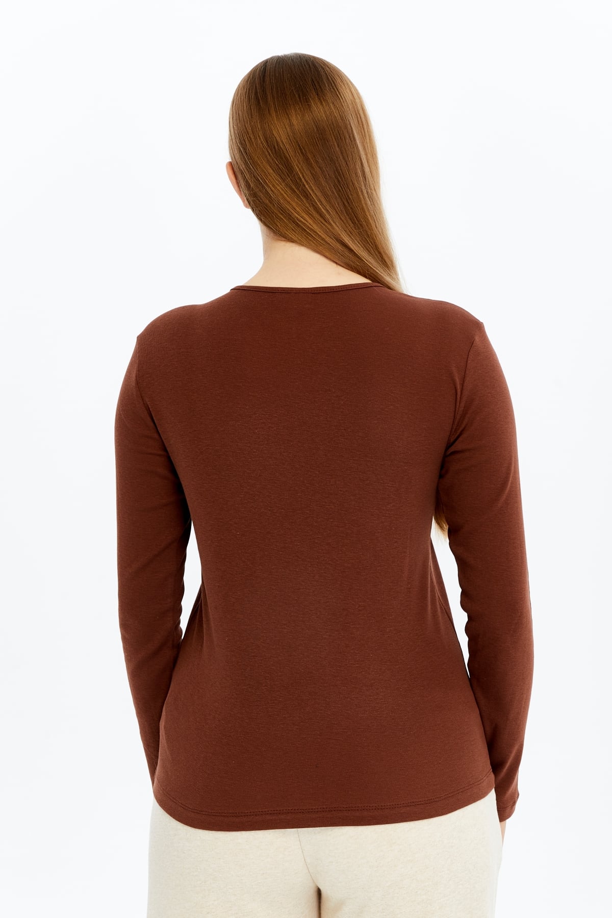 Kadın Bisiklet Yaka Uzun Kollu Regular Fit Basic Tişört - KOYU KAHVE