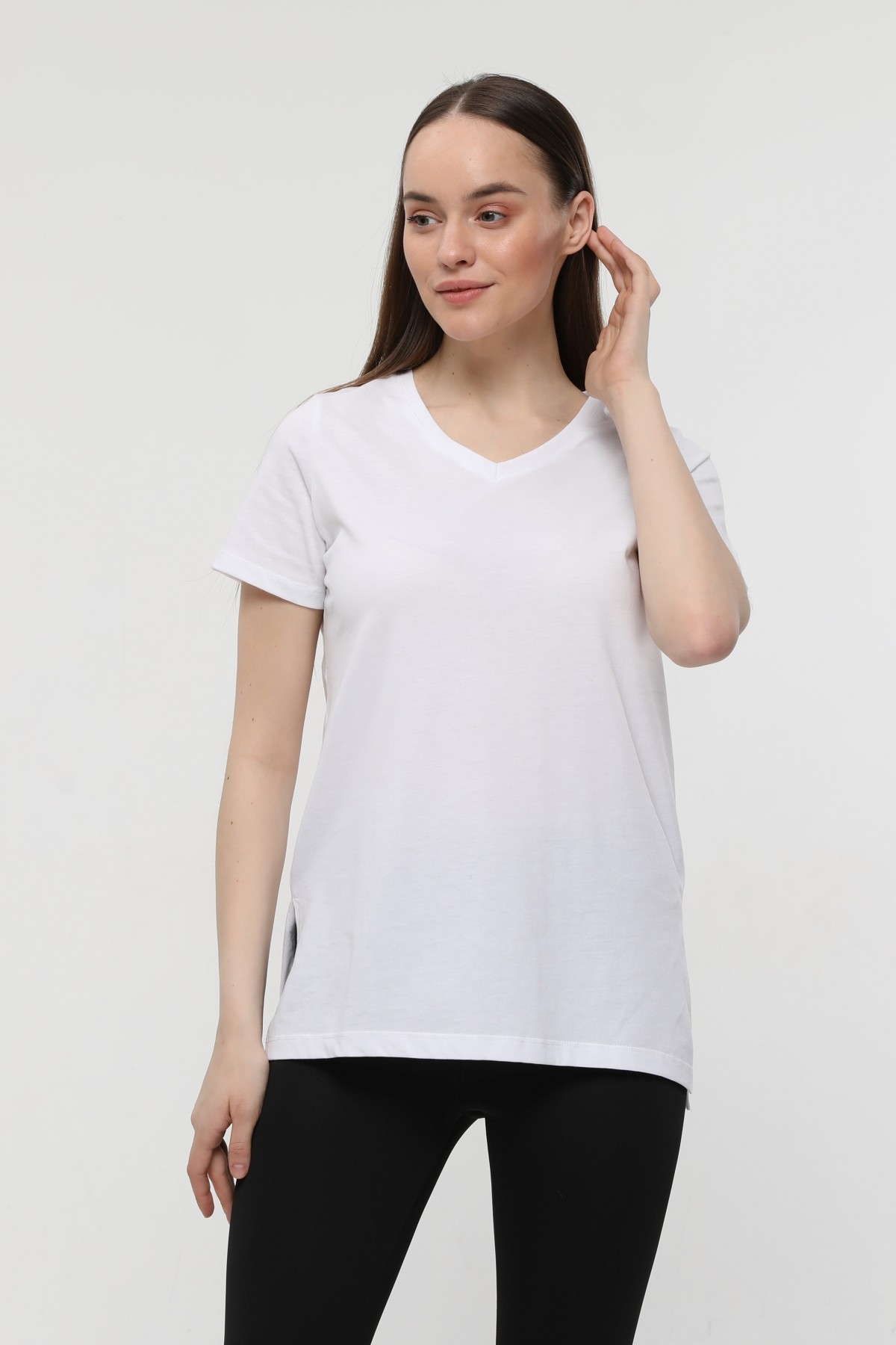 Kadın 3'lü Basic Regular Fit V Yaka Arkası Uzun Tişört Seti - BEYAZ