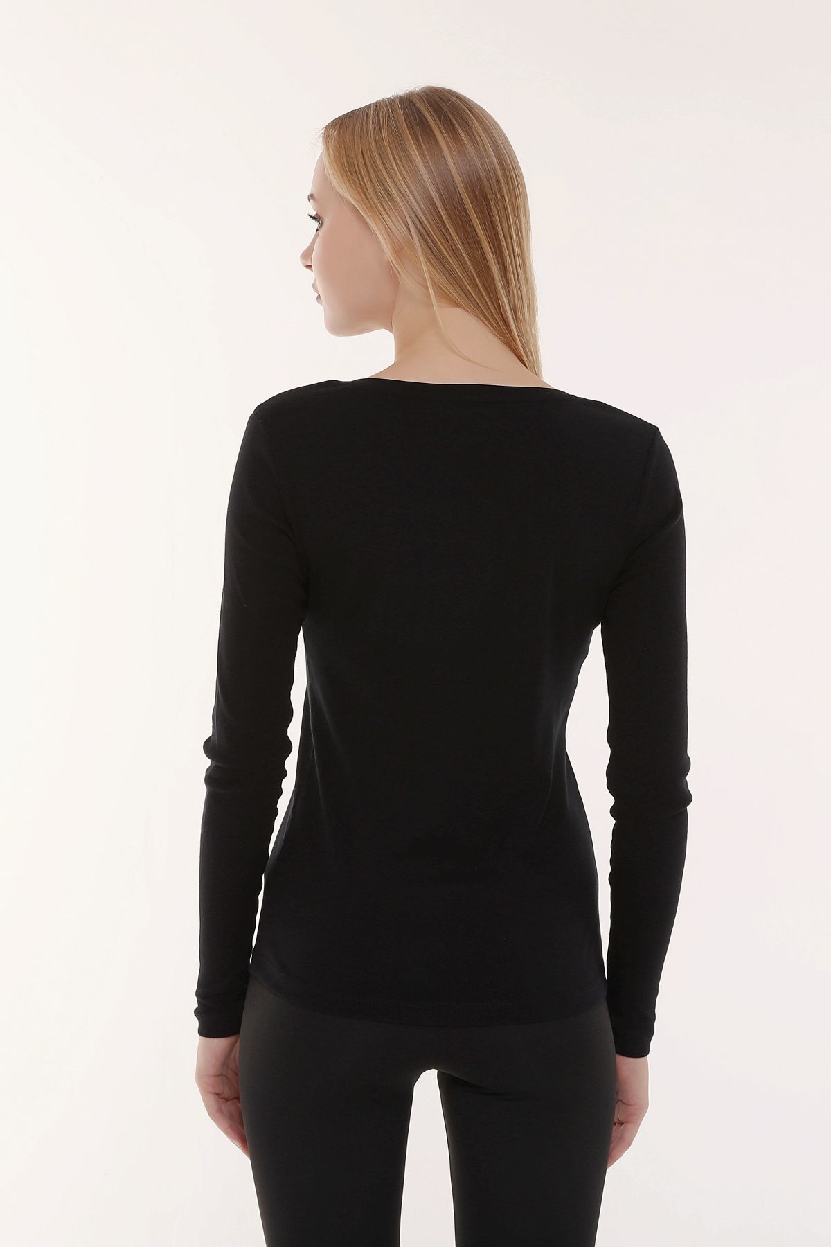 Kadın V Yaka Uzun Kollu Regular Fit Basic Tişört - Siyah