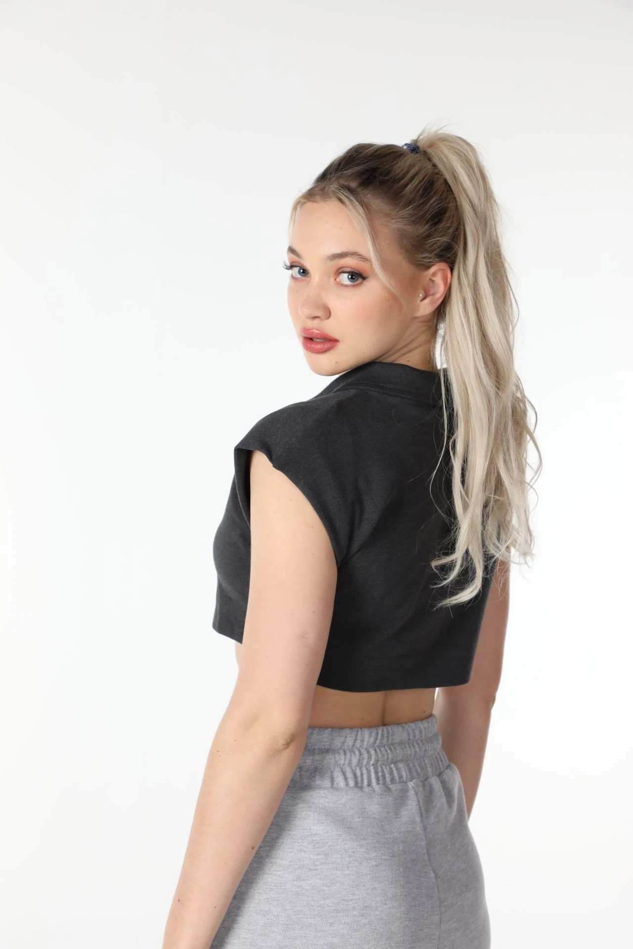 Kadın Polo Yaka Regular Fit Basic Crop - Antrasit