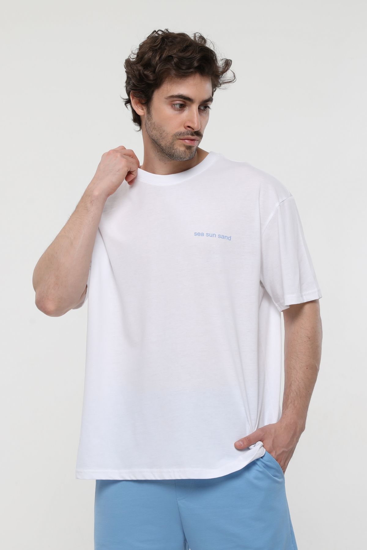 Erkek Bisiklet Yaka Kısa Kollu Oversize Fit Baskılı Tişört - Robin