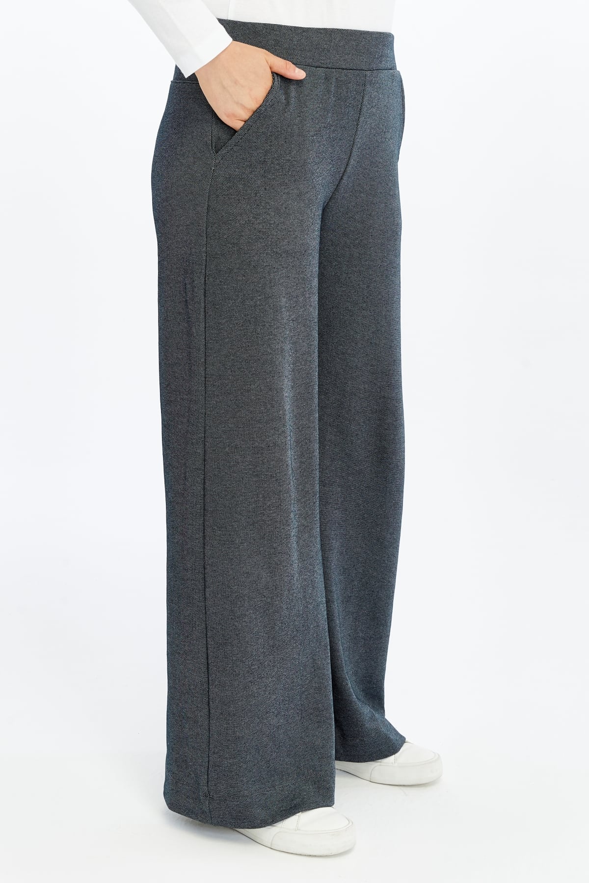 Kadın Bol Paça Cepli Regular Fit Pantolon