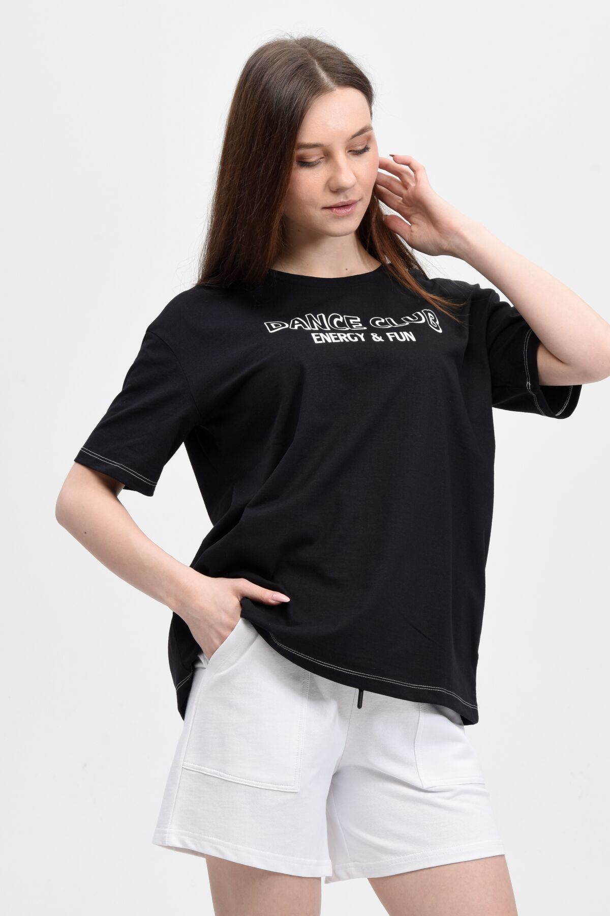 Kadın Bisiklet Yaka Kısa Kollu Regular Fit Baskılı Tişört - SİYAH